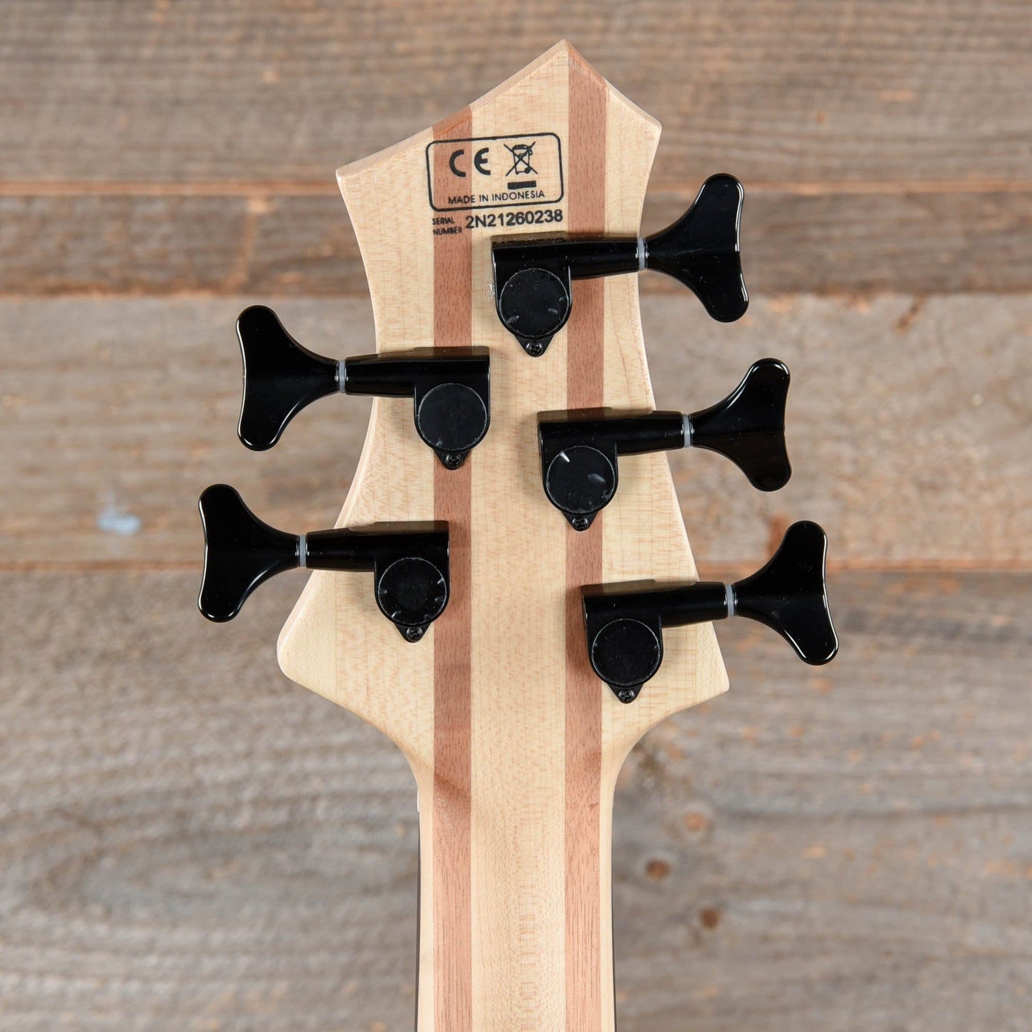 Sire Marcus Miller M5 Swamp Ash 5-String Natural Satin (2nd Gen) Bass Guitars / 5-String or More