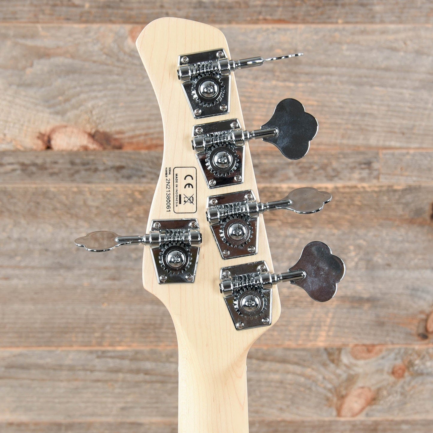 Sire Marcus Miller P7 Swamp Ash 5-String White Blonde (2nd Gen) Bass Guitars / 5-String or More