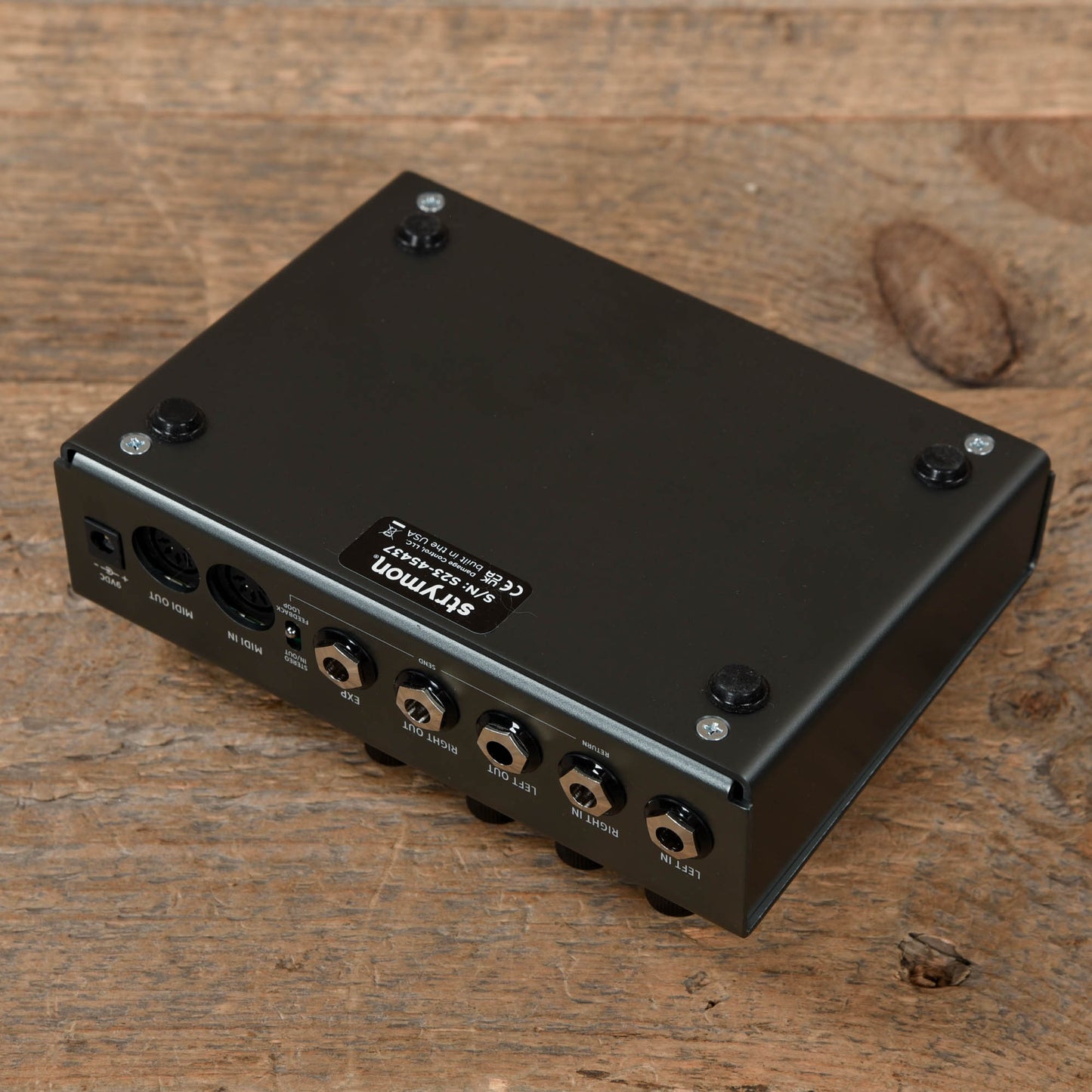 Strymon TimeLine Multidimensional Delay Pedal Effects and Pedals / Delay