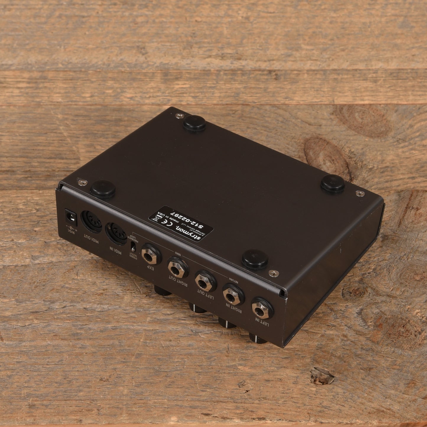 Strymon TimeLine Multidimensional Delay Pedal Effects and Pedals / Delay