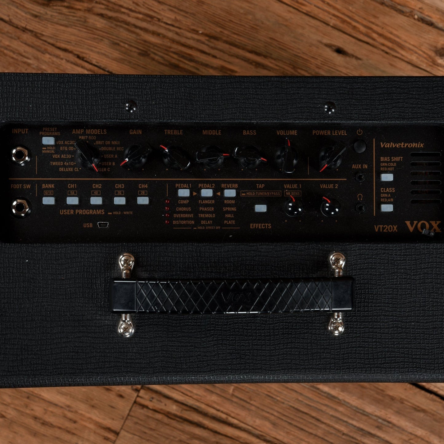 Vox VT20X 20-Watt 1x8" Digital Modeling Guitar Combo Amps / Guitar Cabinets