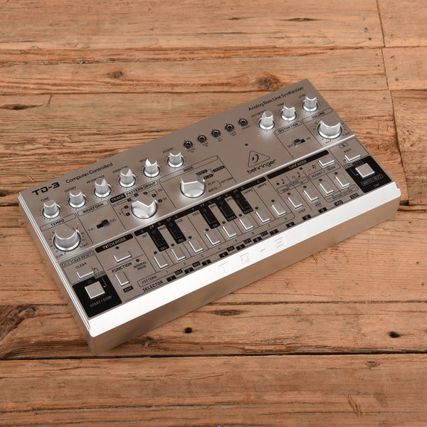 Behringer TD3SR Bass Line Synthesizer Chicago Music Exchange