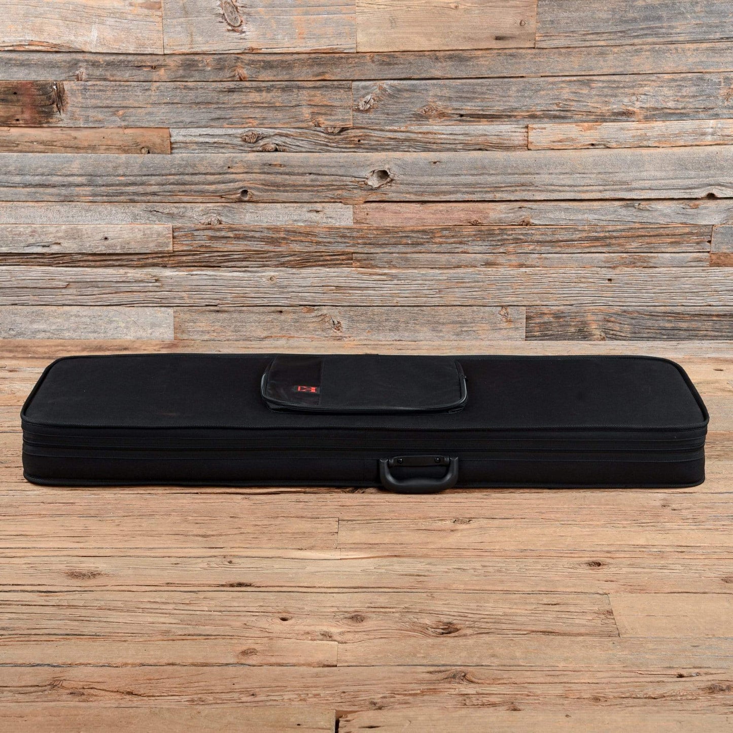 Bluesman Vintage Deville Aged White Blonde 2017 Bass Guitars / 4-String