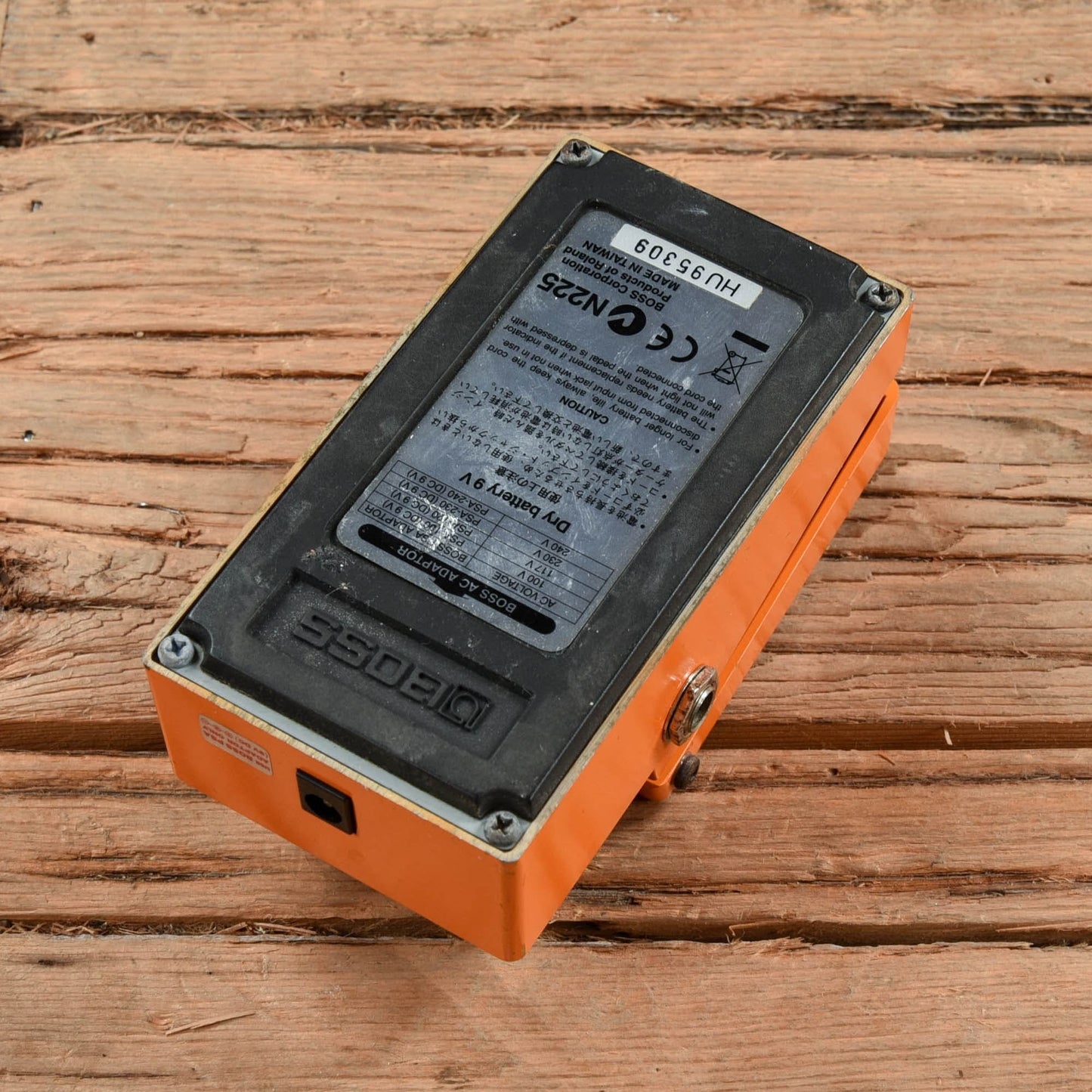 Boss DS-1 Effects and Pedals / Distortion