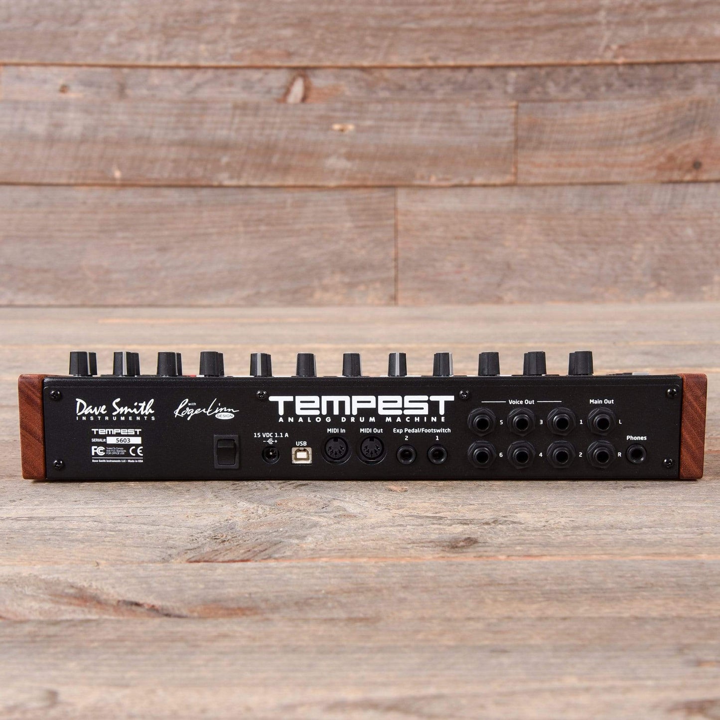 Dave Smith Instruments Tempest Analog Drum Machine Drums and Percussion / Drum Machines and Samplers