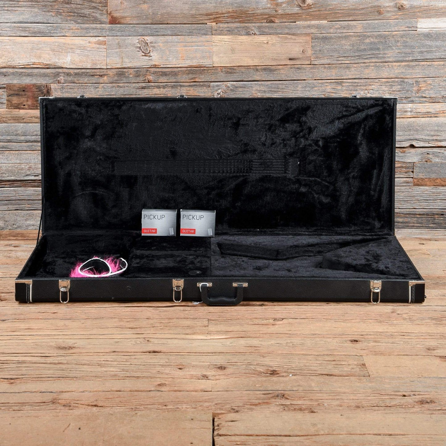 DBZ Guitars Bird Of Prey White 2009 Electric Guitars / Solid Body