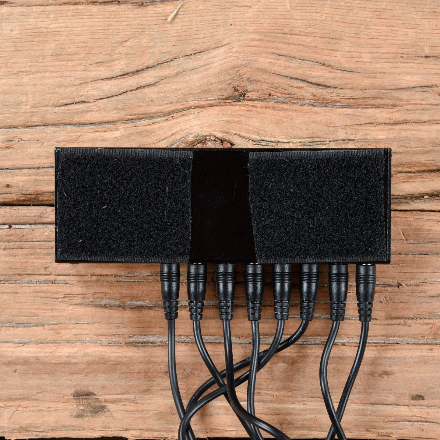 Donner 10 Isolated DC Output Pedal Power Supply Effects and Pedals / Pedalboards and Power Supplies