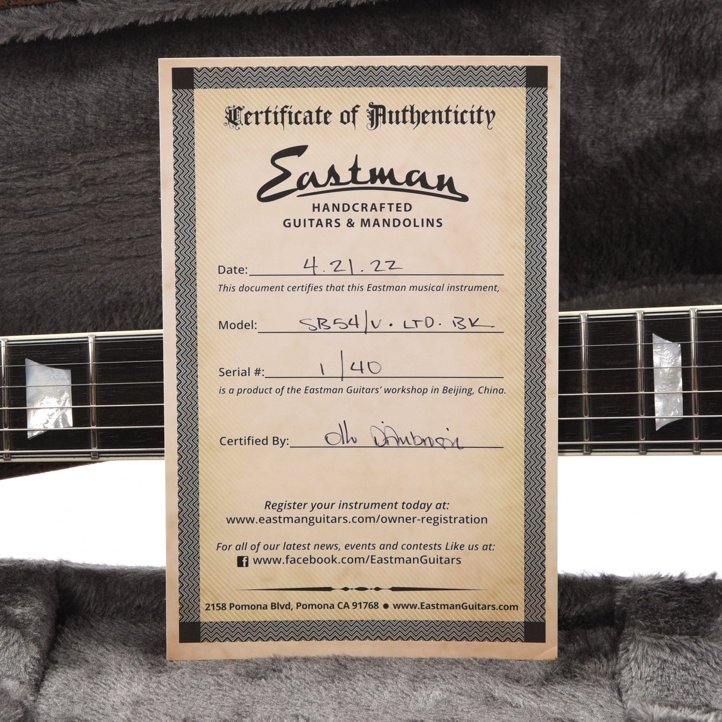 Eastman SB54/v-LTD Limited Edition Black Antique Varnish w/Seymour Duncan Pickups Electric Guitars / Solid Body