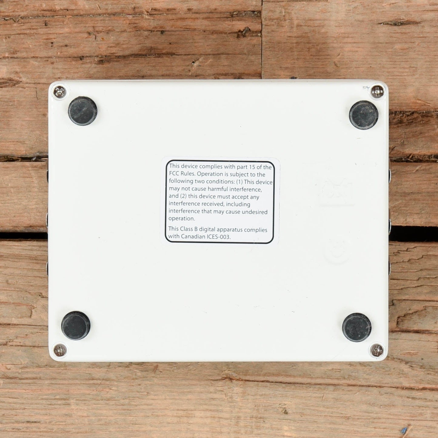 Electro-Harmonix Deluxe Memory Man 1100-TT Analog Delay Pedal w/ Tap Tempo Effects and Pedals / Delay