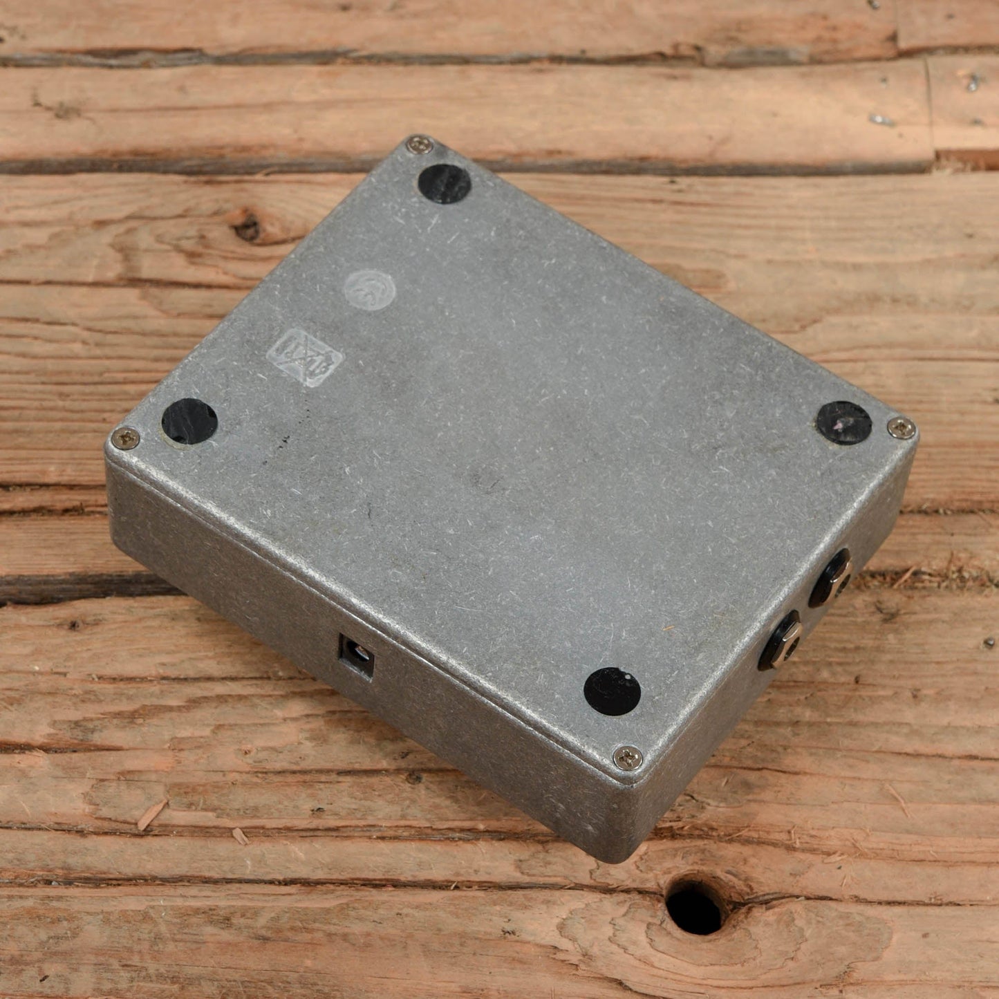 Electro-Harmonix Stereo Mermory Man with Hazarai Effects and Pedals / Delay