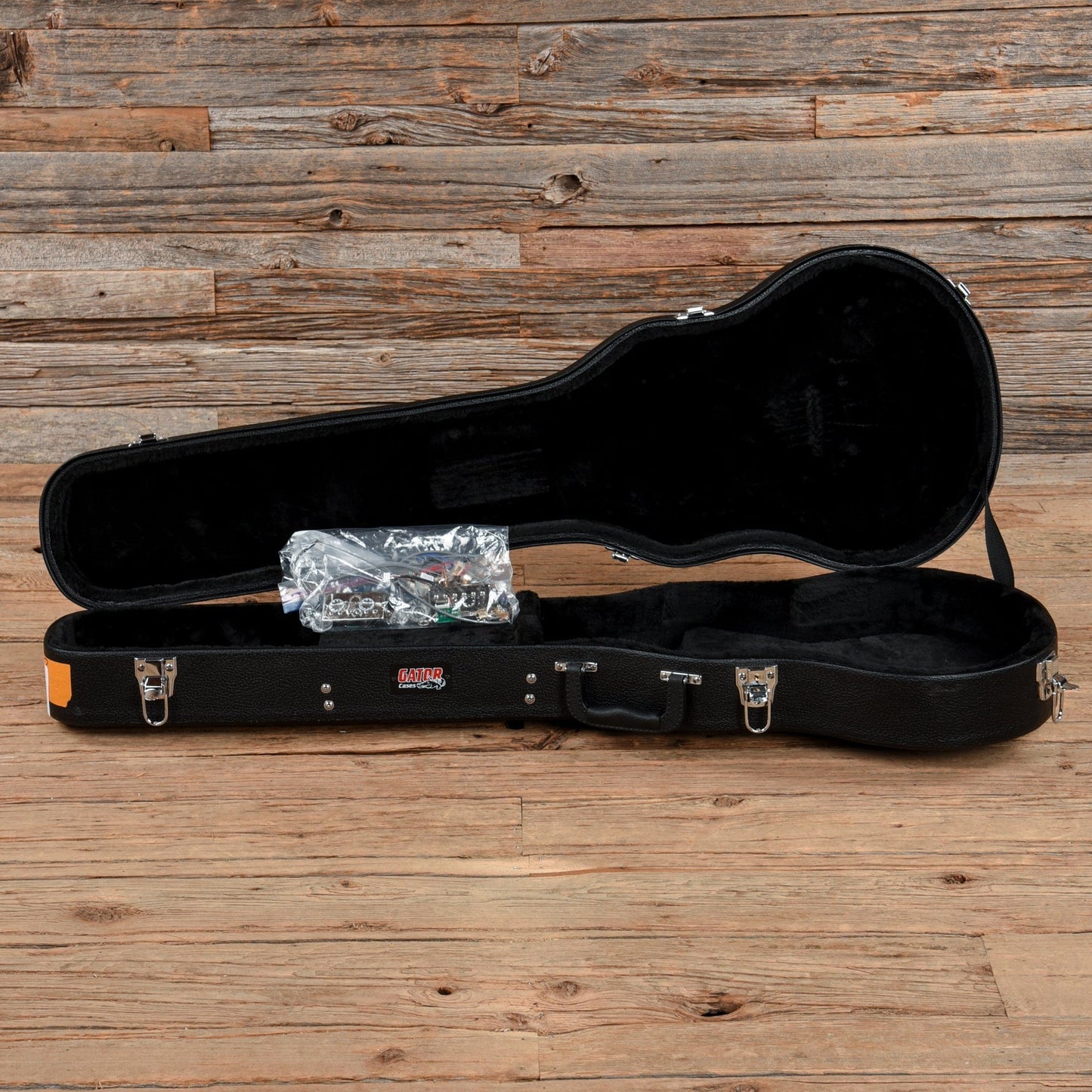 Epiphone Les Paul Modern Candy Apple Red Electric Guitars / Solid Body