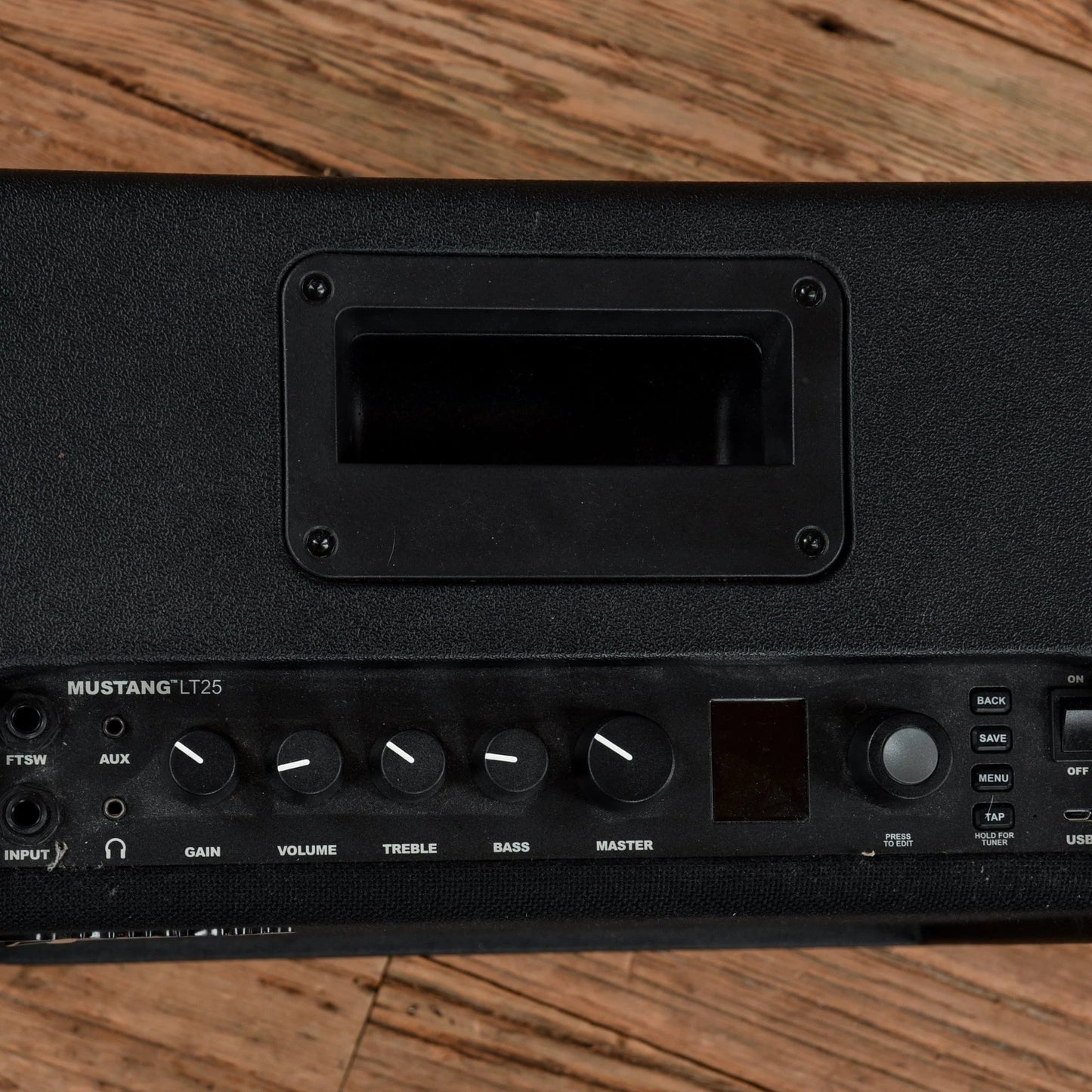 Fender Mustang LT25 25-Watt 1x8" Digital Modeling Guitar Combo Amps / Guitar Cabinets