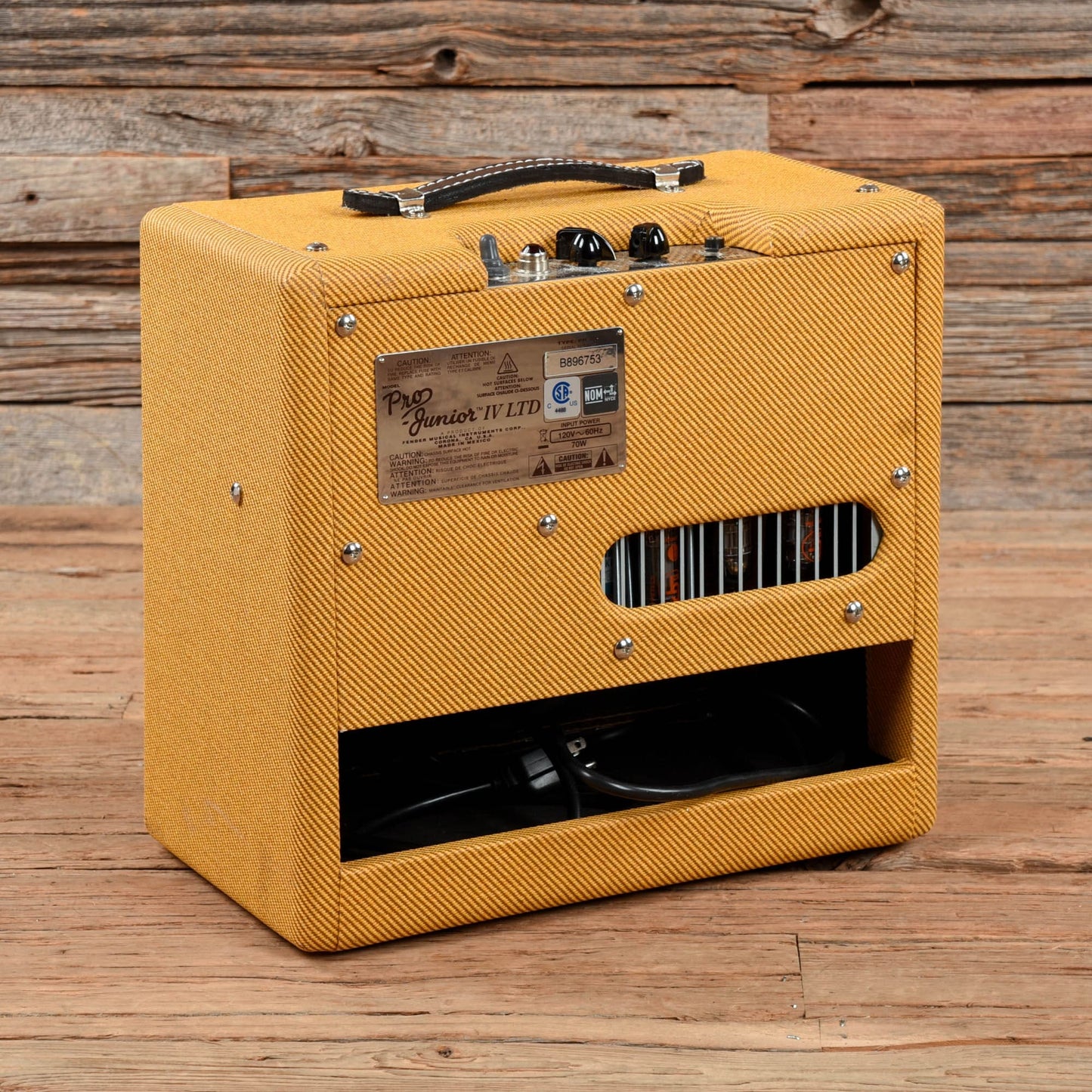 Fender Pro Junior IV Ltd Amps / Guitar Cabinets