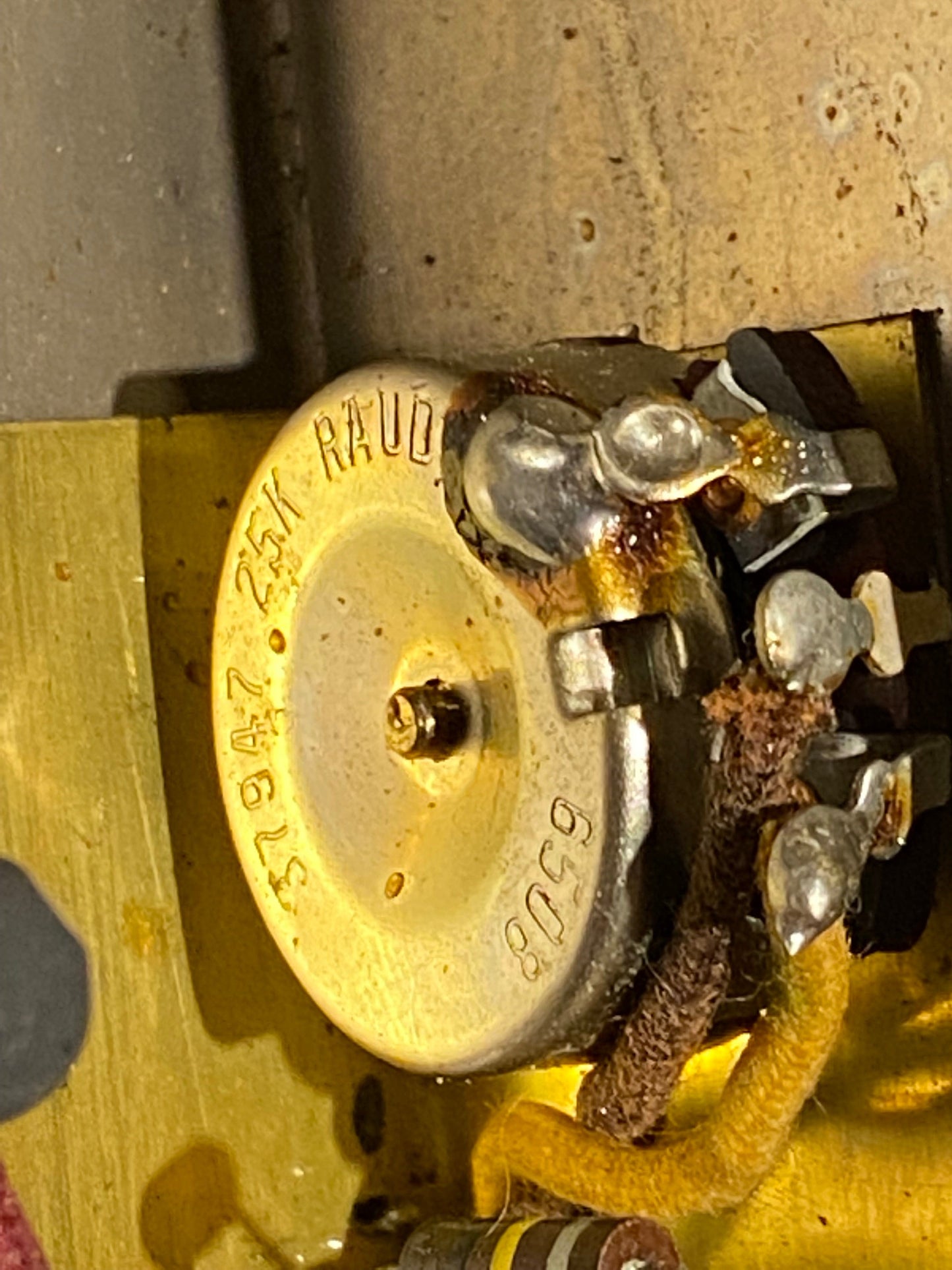 Fender Vibro Champ 1965 Amps / Guitar Cabinets