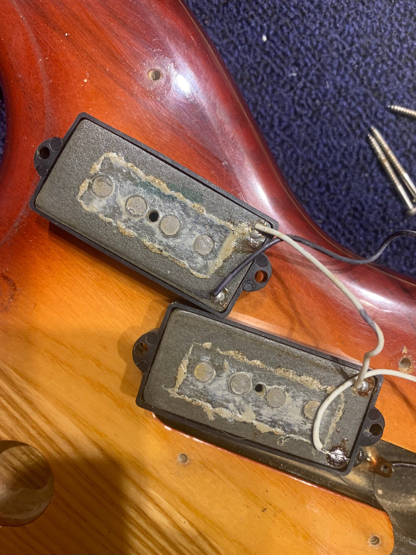 Fender Precision Bass Sienna Sunburst 1980 Bass Guitars / 4-String