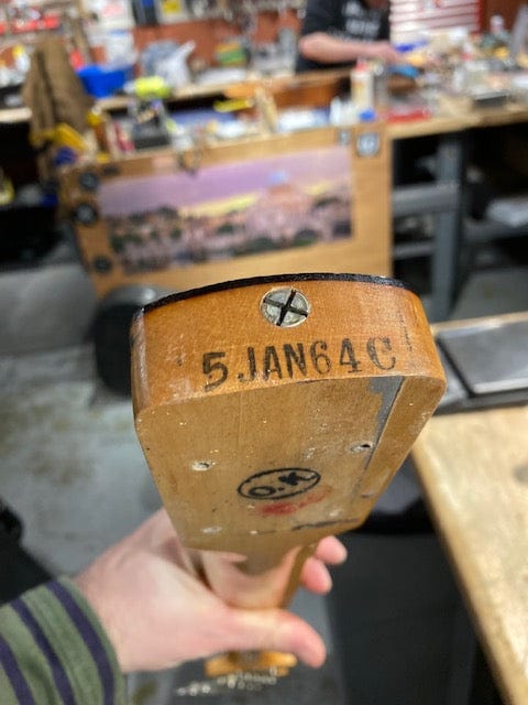 Fender Precision Bass Sunburst 1964 Bass Guitars / 4-String