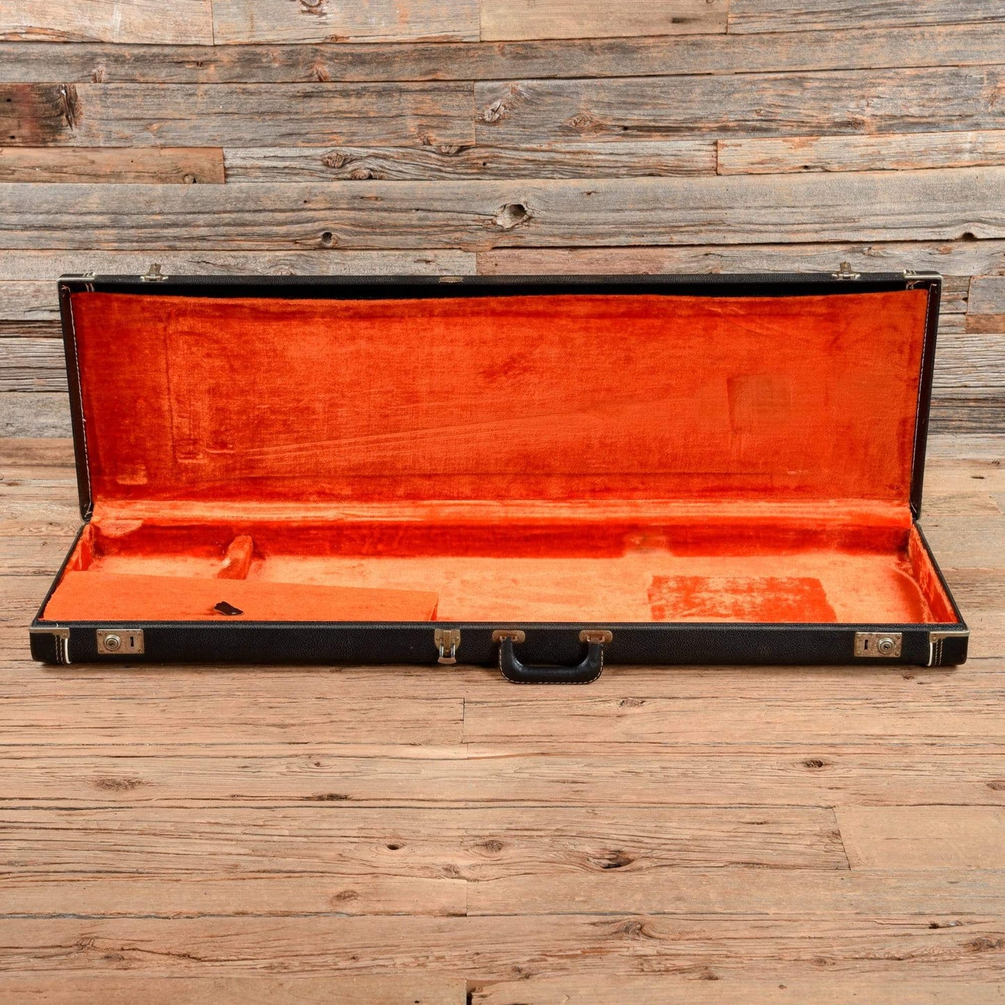 Fender Precision Bass Sunburst 1965 Bass Guitars / 4-String