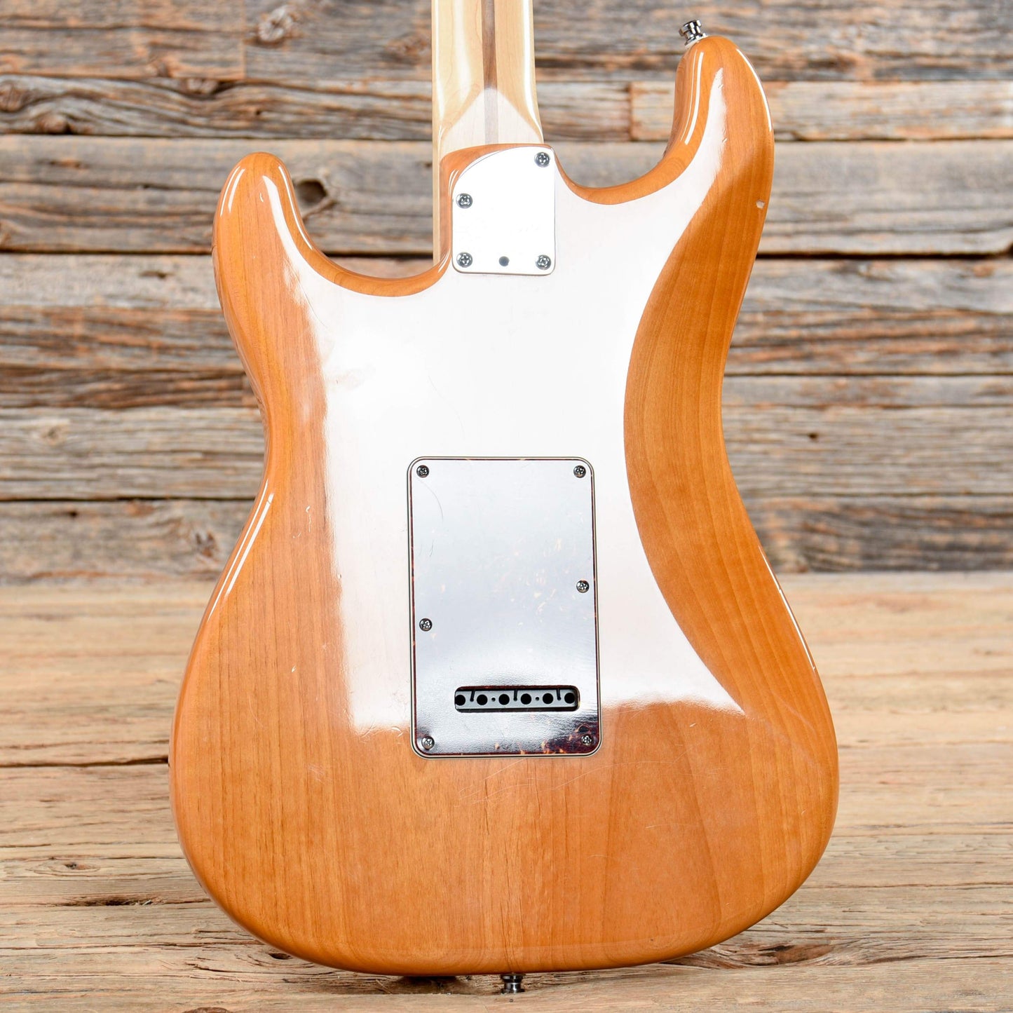 Fender American Deluxe Stratocaster Amber 2007 Electric Guitars / Solid Body