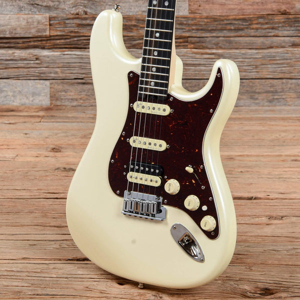 Fender American Elite Stratocaster HSS Shawbucker Arctic White 2019 Chicago Music Exchange