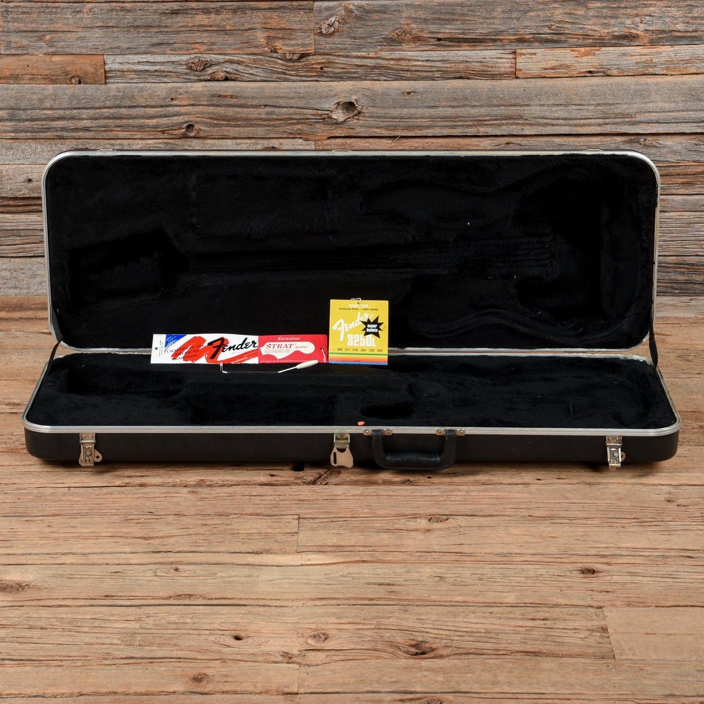 Fender American Standard Stratocaster 3-Color Sunburst 1992 Electric Guitars / Solid Body