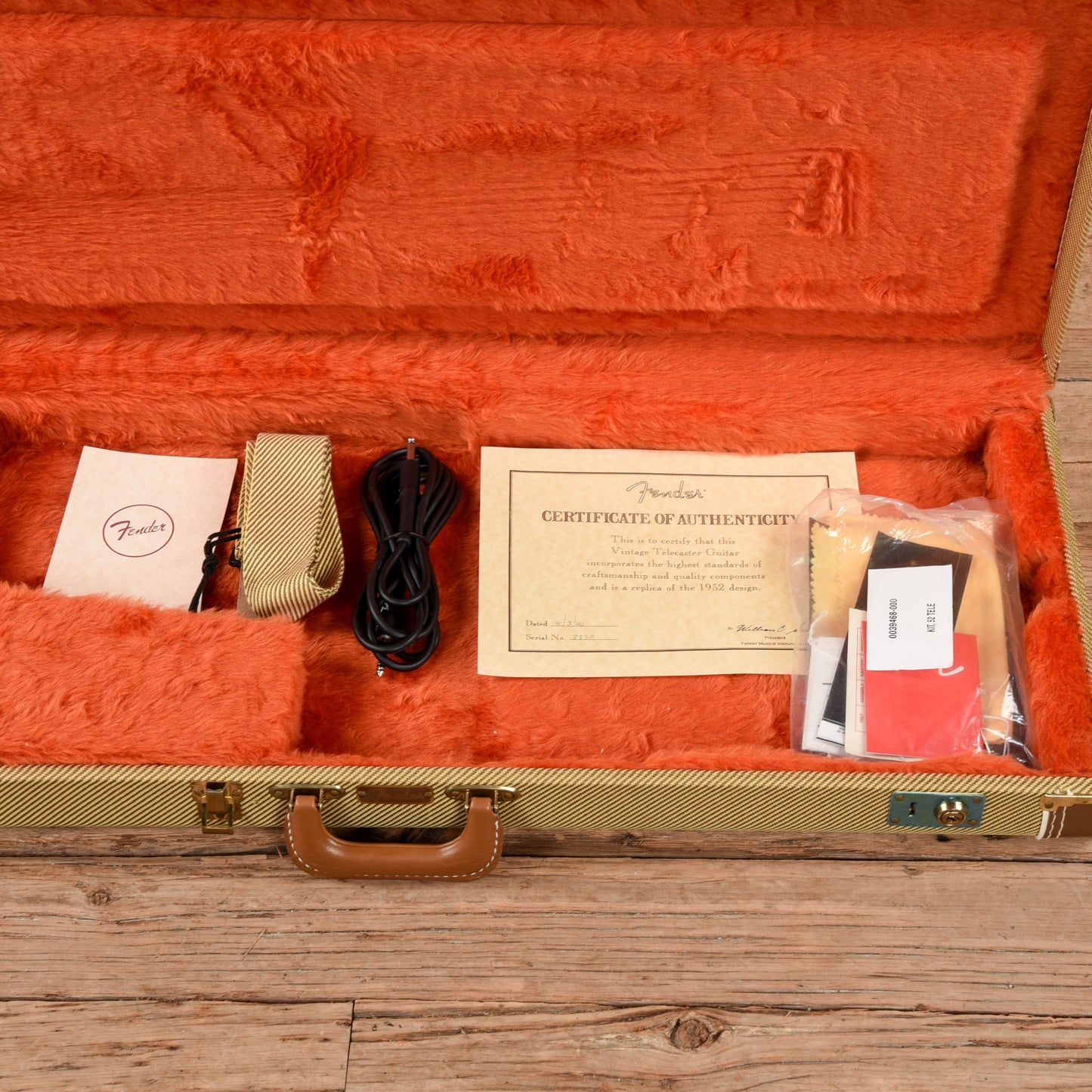 Fender American Vintage '52 Telecaster Butterscotch Blonde 2000 Electric Guitars / Solid Body