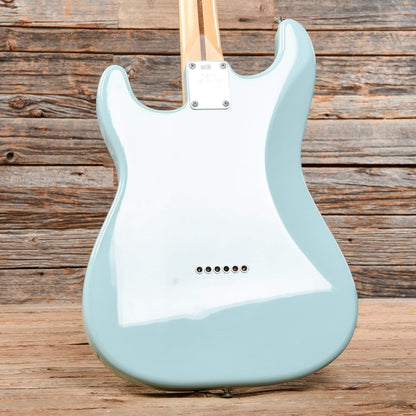 Fender Artist Series Tom Delonge Stratocaster Daphne Blue 2002 Electric Guitars / Solid Body