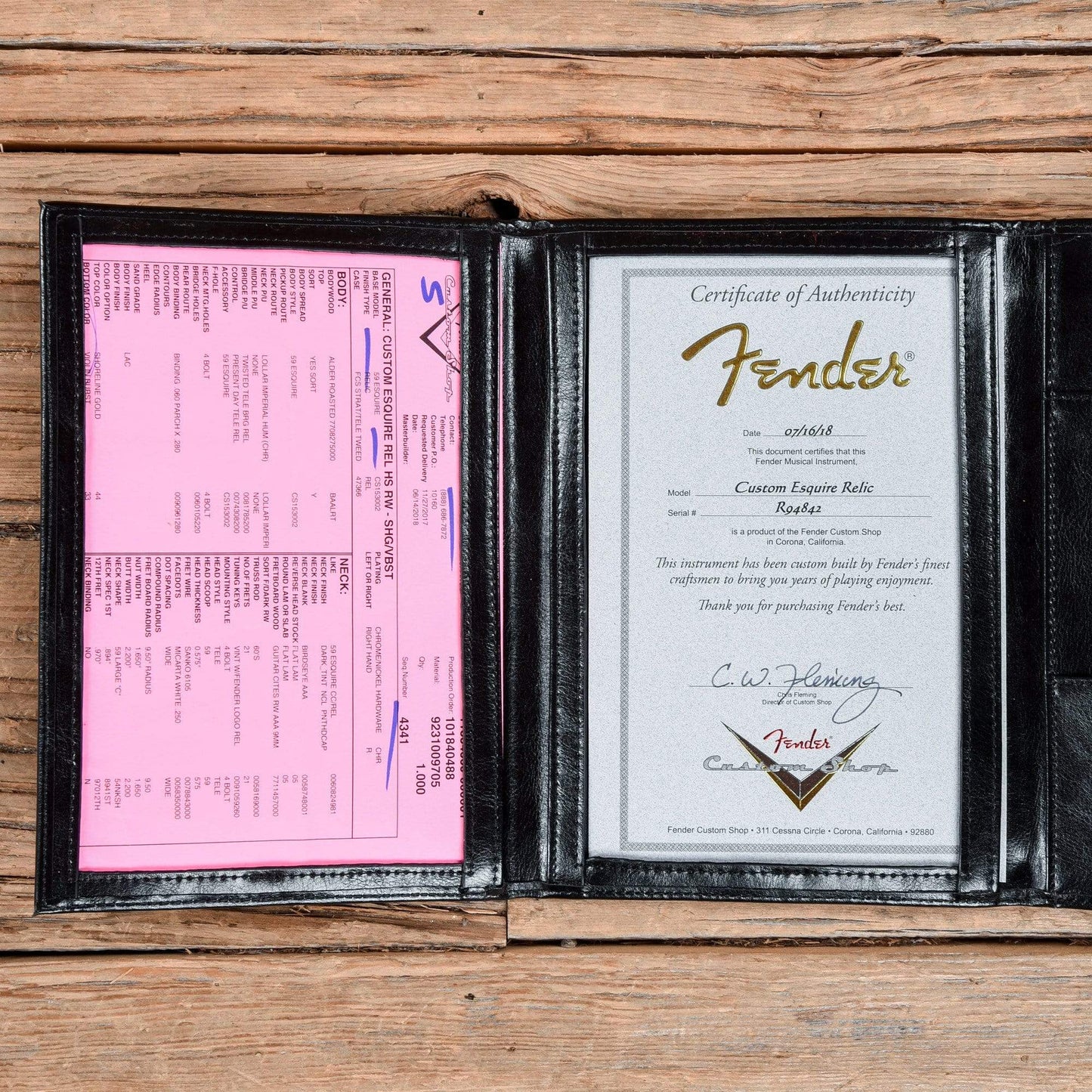 Fender CS Custom Esquire Relic Shoreline Gold Over Violin Burst 2018 Electric Guitars / Solid Body