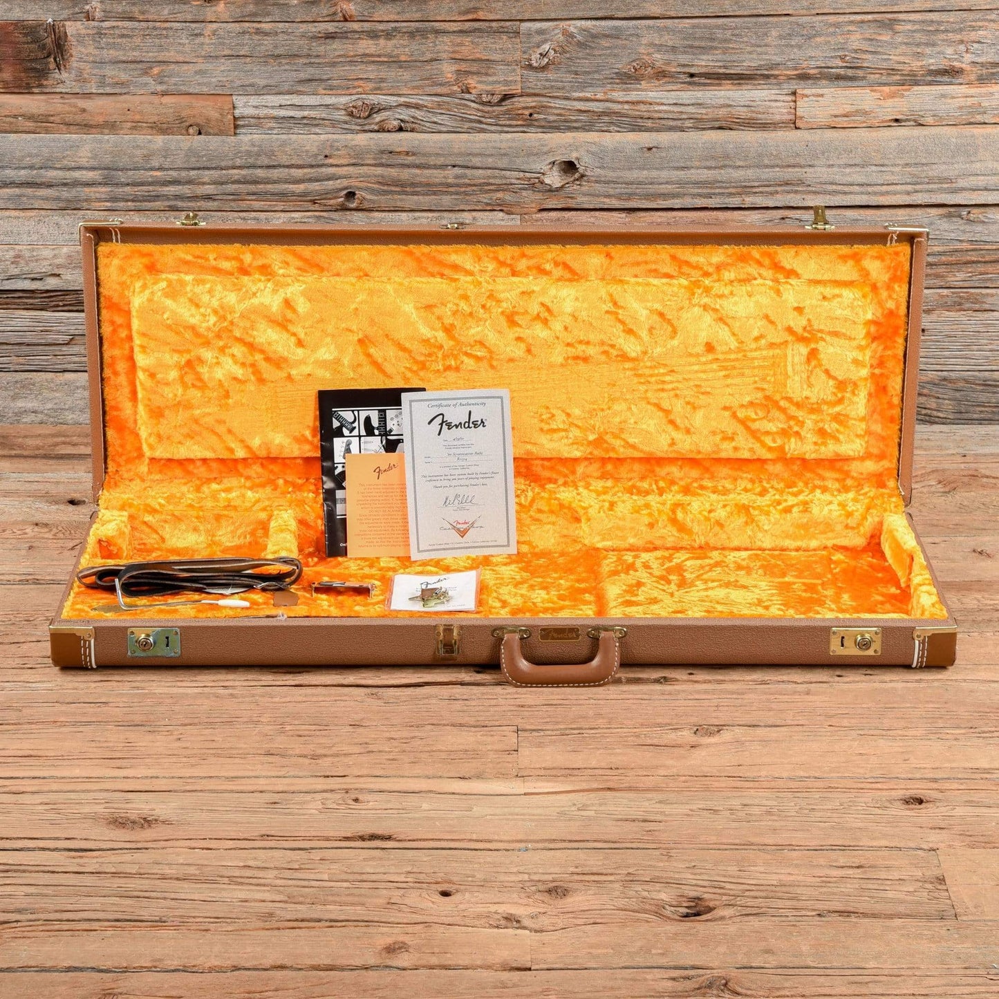 Fender Custom Shop 1960 Stratocaster Relic Sunburst 2001 Electric Guitars / Solid Body