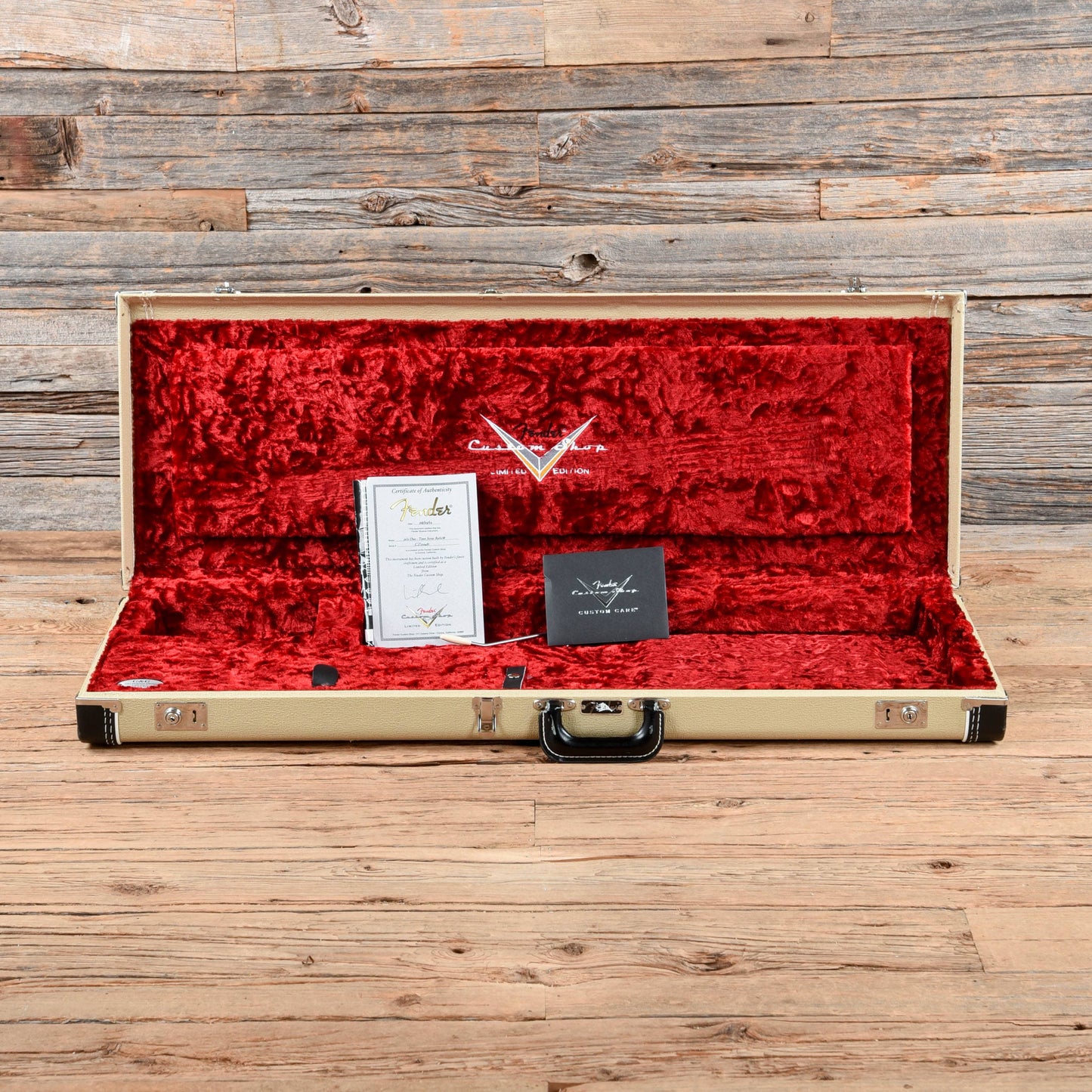 Fender Custom Shop '50s Duo-Tone Stratocaster Relic Sunburst 2012 Electric Guitars / Solid Body