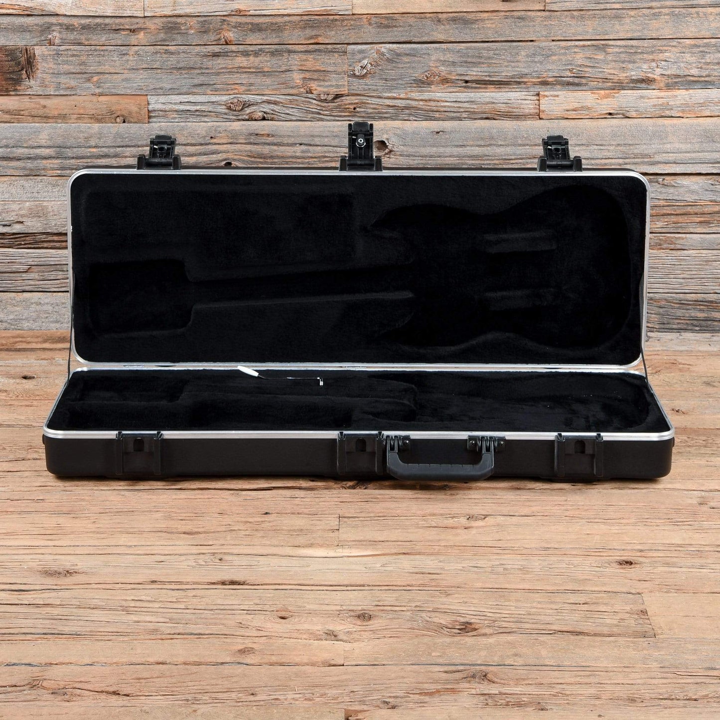 Fender Standard Stratocaster Chrome Red 1996 Electric Guitars / Solid Body