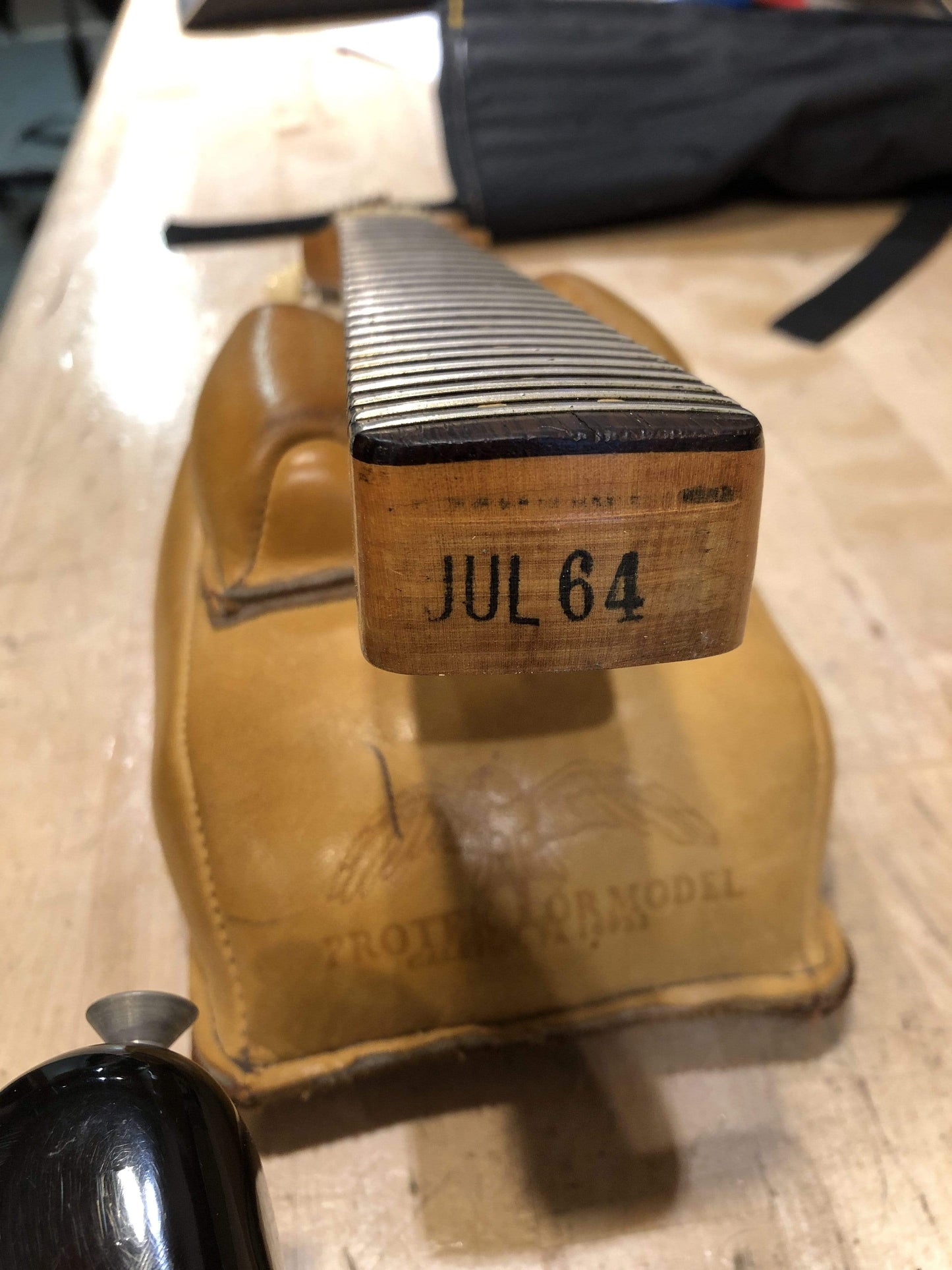 Fender Mandocaster Sunburst 1964 Folk Instruments / Mandolins