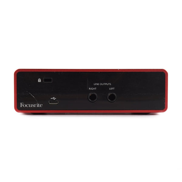  Focusrite Scarlett Solo 2x2 USB Audio Interface 3rd Gen  Manufacturer B-Stock (Renewed) :  Renewed: Musical Instruments