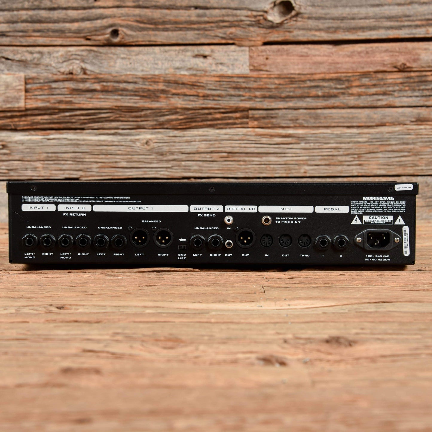 Fractal Audio Systems Axe FX Ultra Preamp/Effects Processor Amps / Guitar Heads