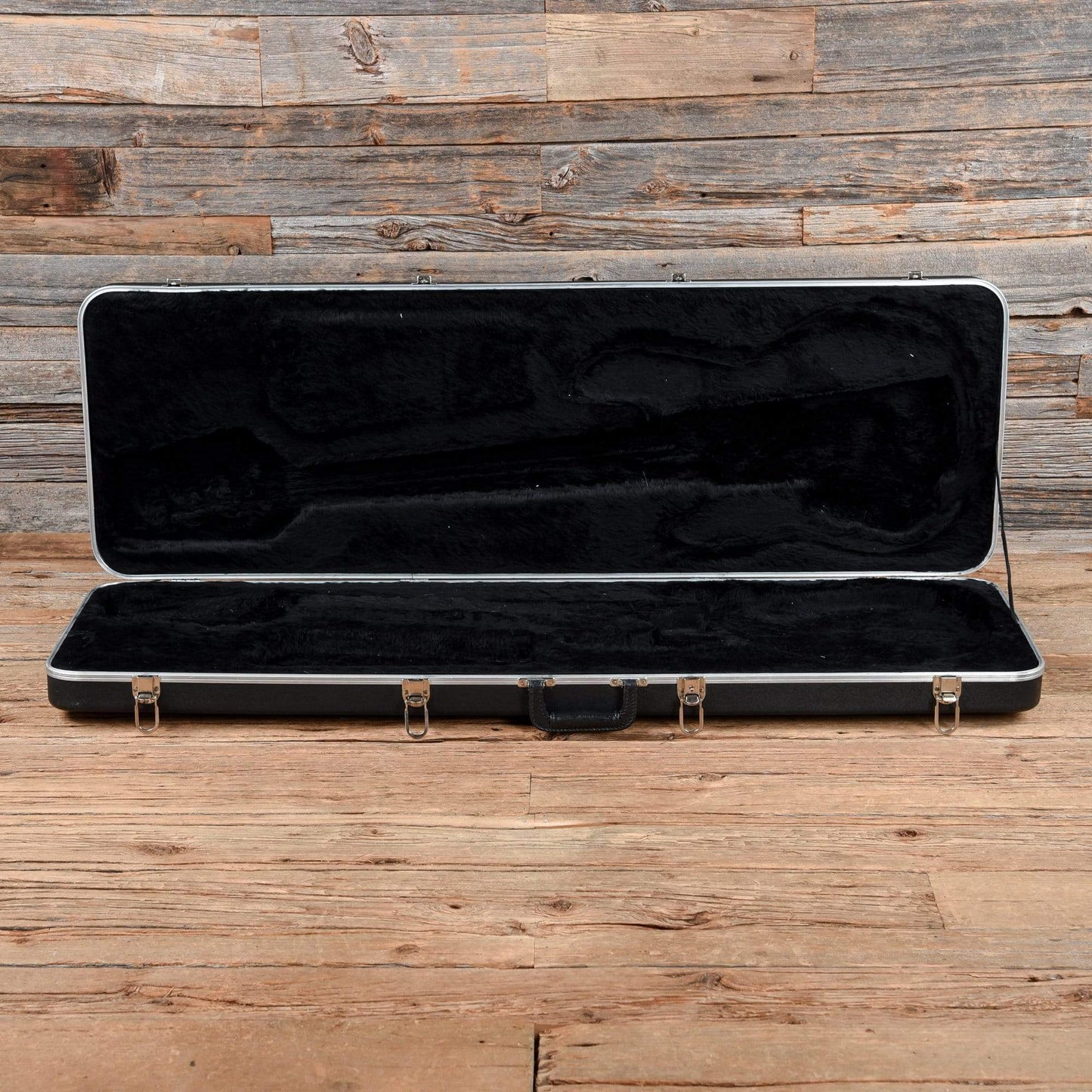 G&L L-1500 Clear Orange 1999 Bass Guitars / 4-String