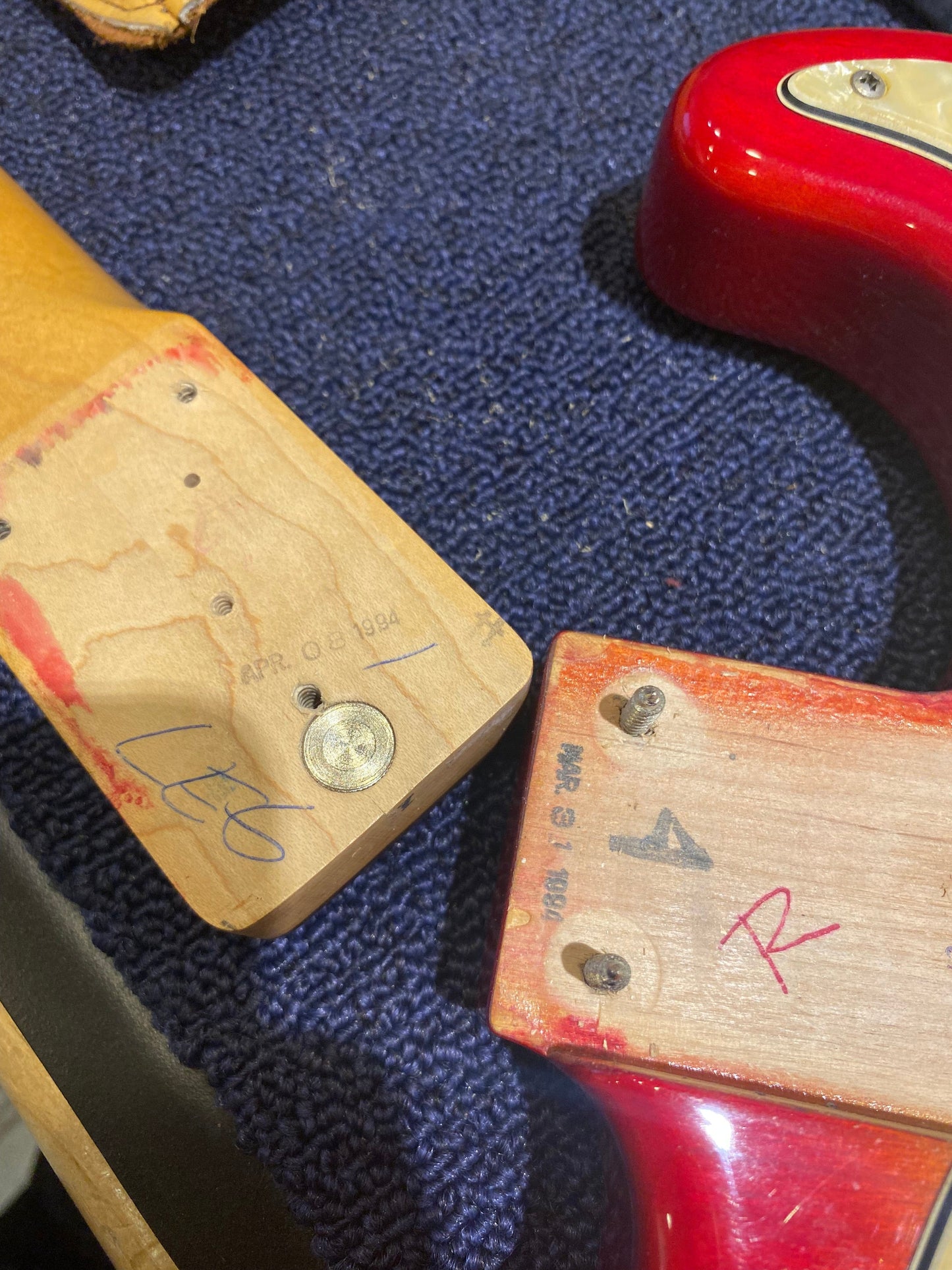 G&L USA Legacy Cherry Sunburst 1994 Electric Guitars / Solid Body