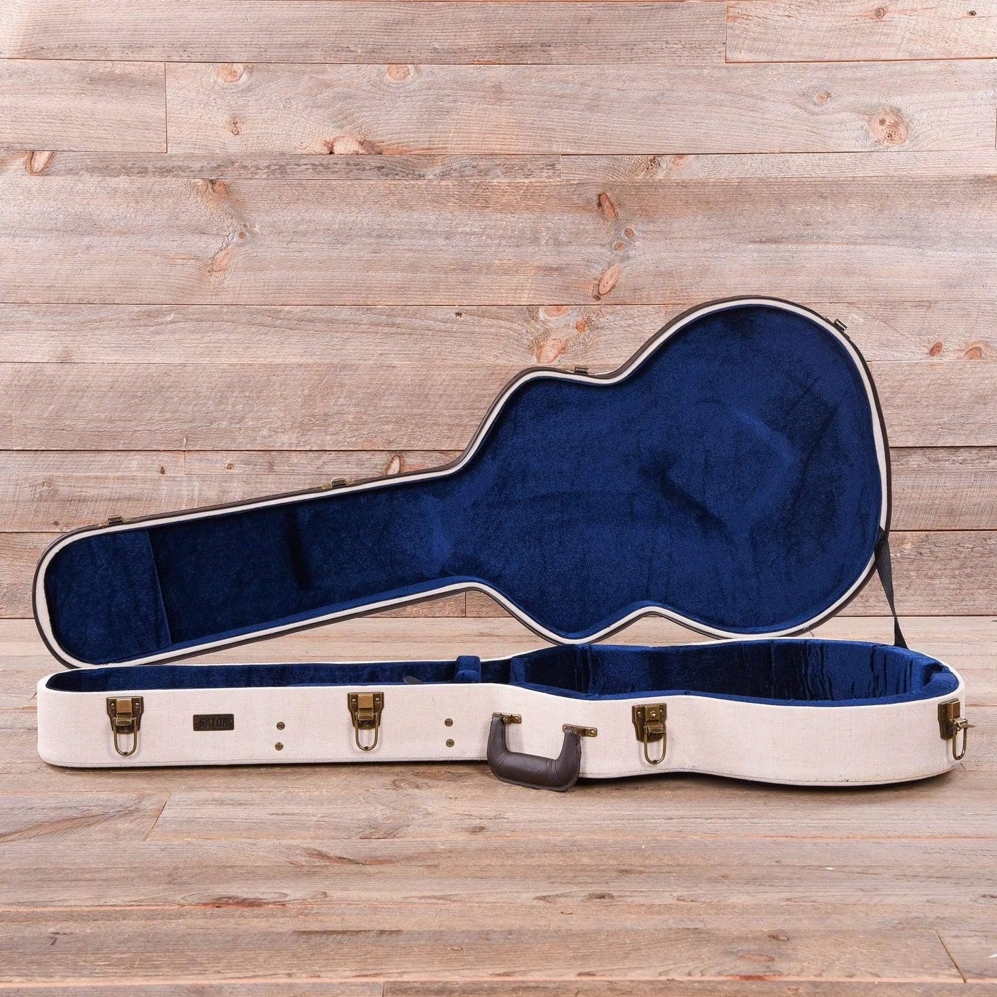 Gator Deluxe Wood ES-335 Case w/Journeyman Burlap Exterior Accessories / Cases and Gig Bags / Guitar Cases