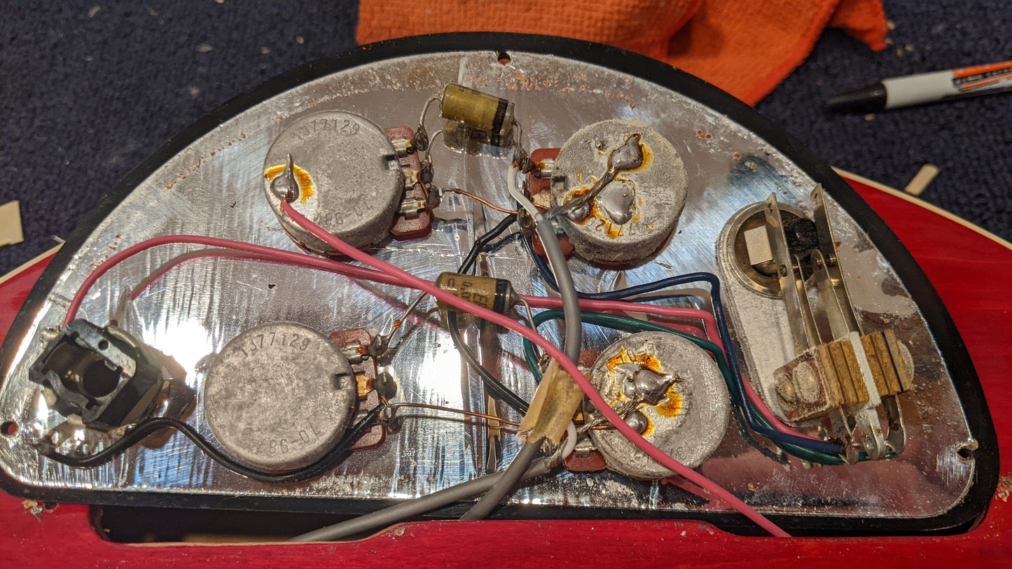 Gibson ES-325TD Cherry 1975 Electric Guitars / Semi-Hollow