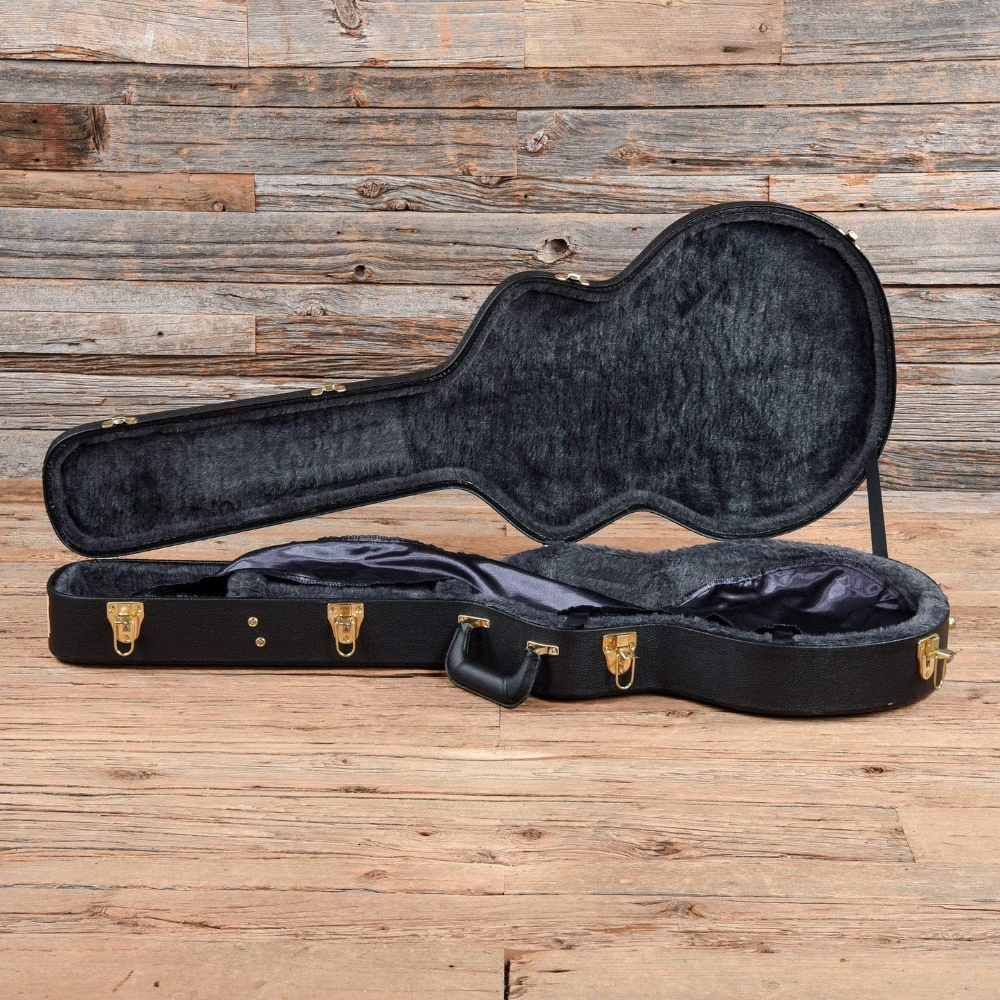 Gibson Memphis ES-335 Dot Cherry 2011 Electric Guitars / Semi-Hollow