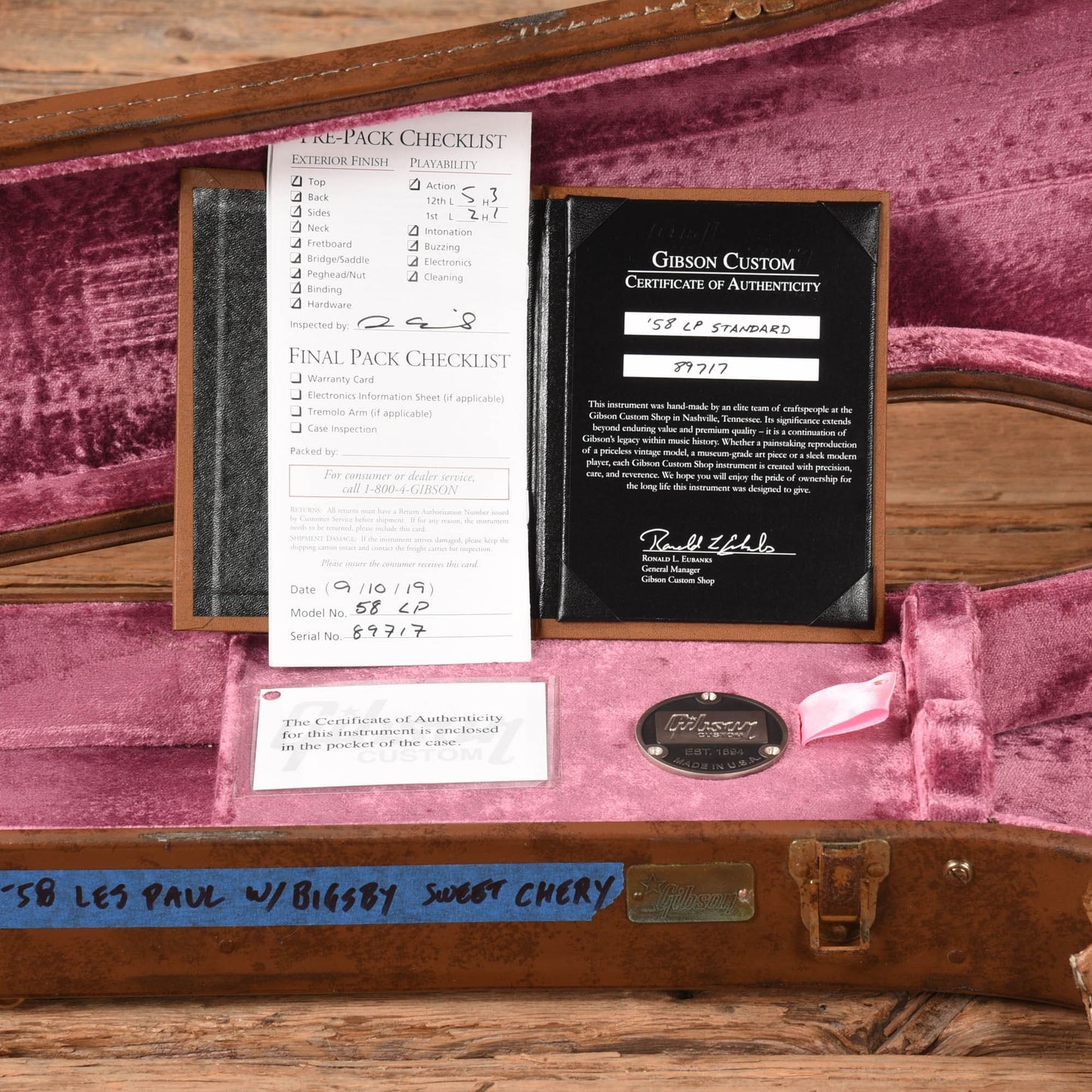 Gibson Custom 1958 Les Paul Standard Reissue Aged Cherry Electric Guitars / Solid Body