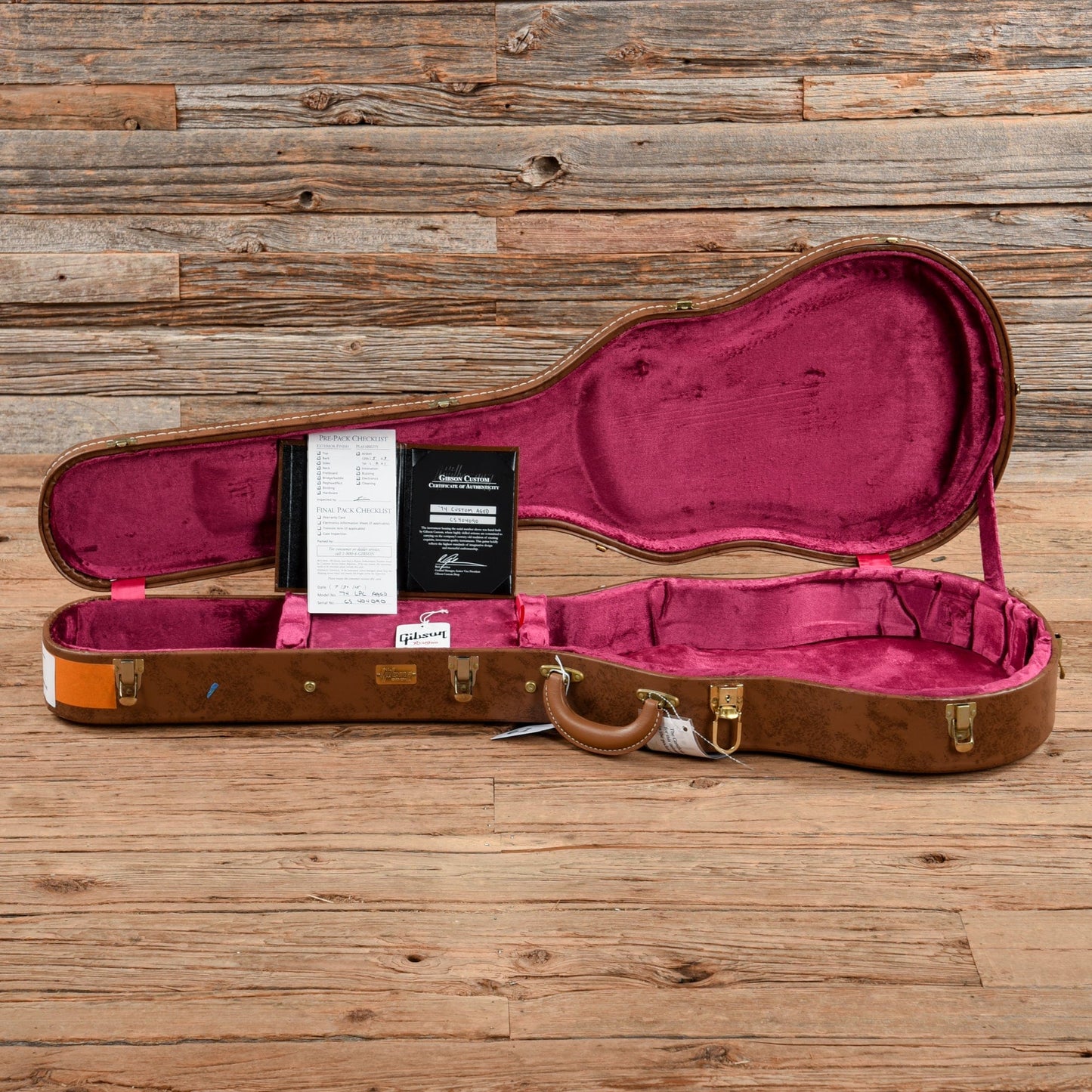 Gibson Custom '74 Les Paul Custom Reissue Aged Alpine White Electric Guitars / Solid Body