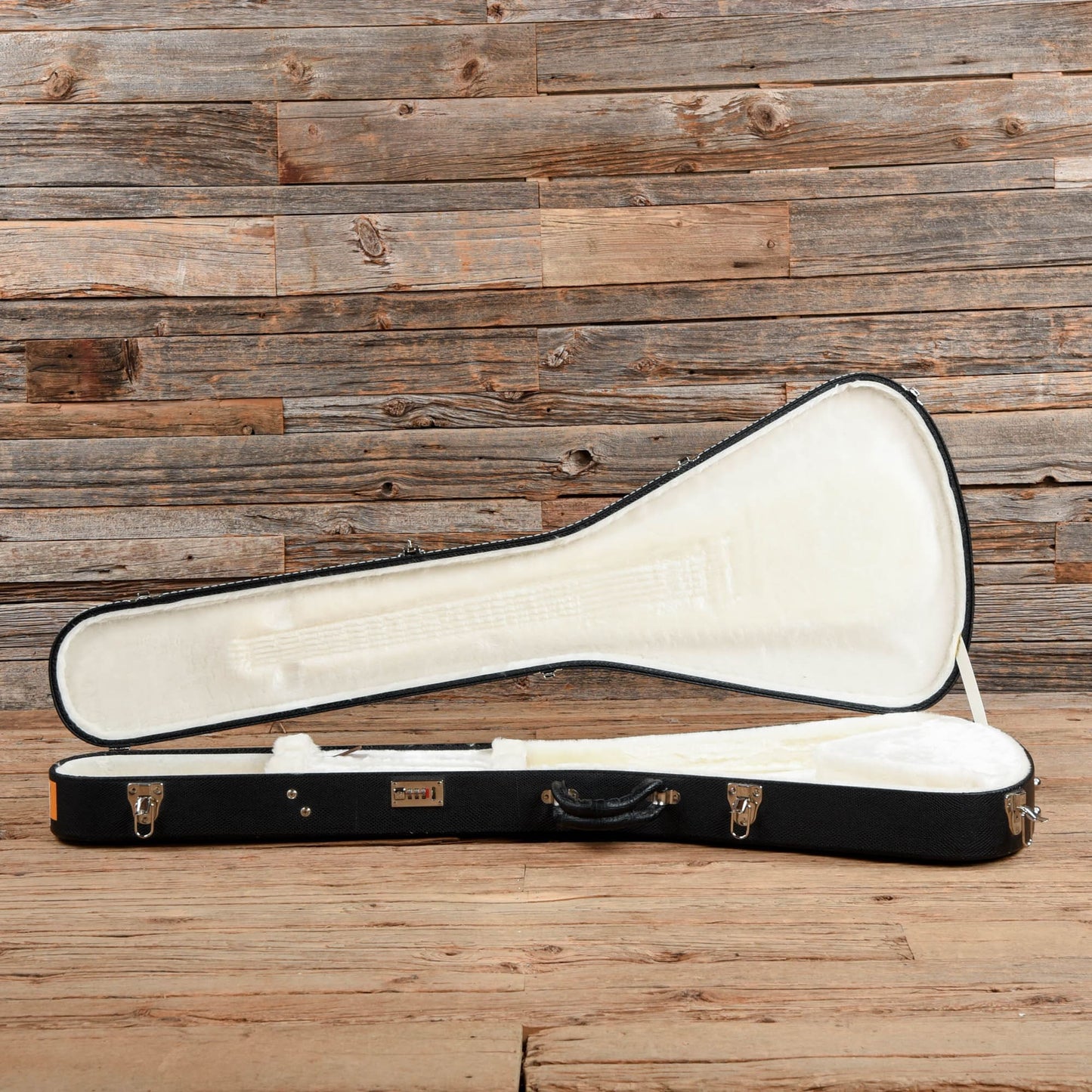 Gibson Guitar Of The Week #40 '84 Flying V Reissue Silverburst 2007 Electric Guitars / Solid Body