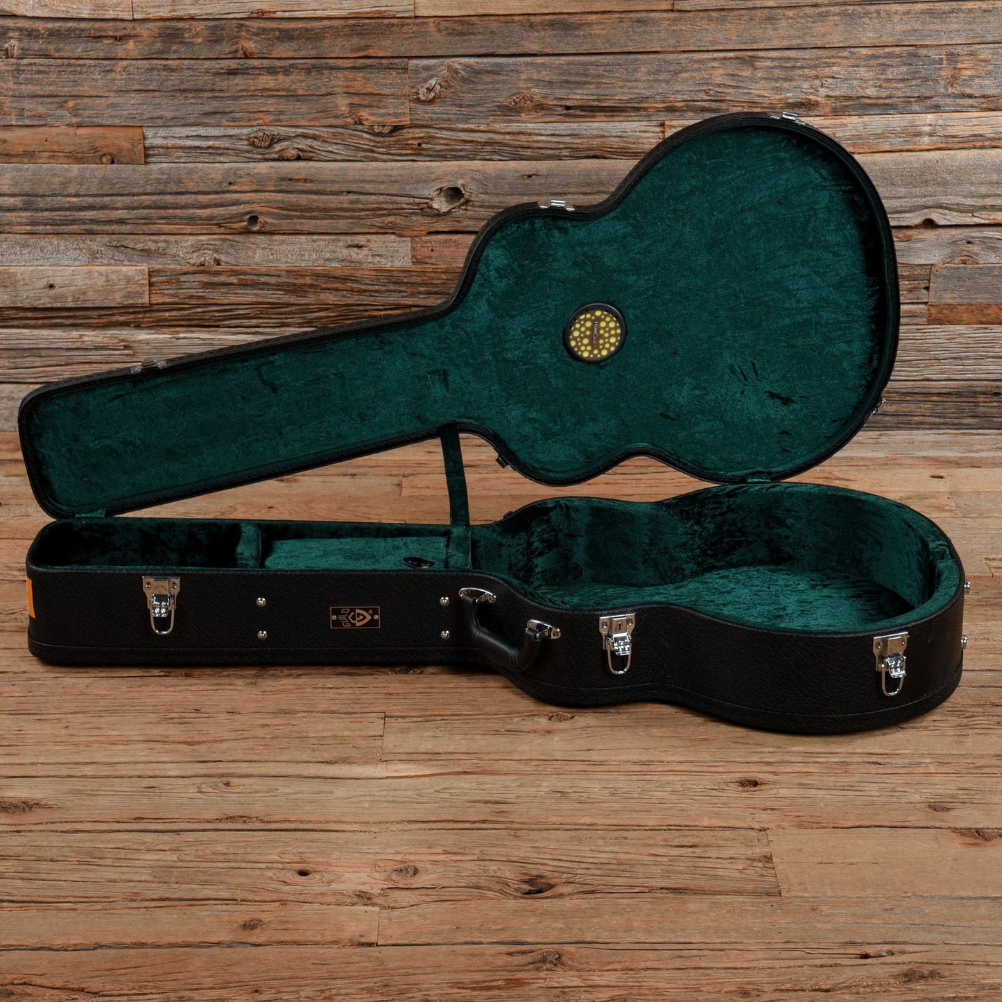 Guild USA F-40E Natural Acoustic Guitars / Jumbo