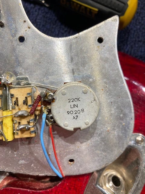 Hagstrom H-8 8-String Bass Cherry 1960s Bass Guitars / Short Scale