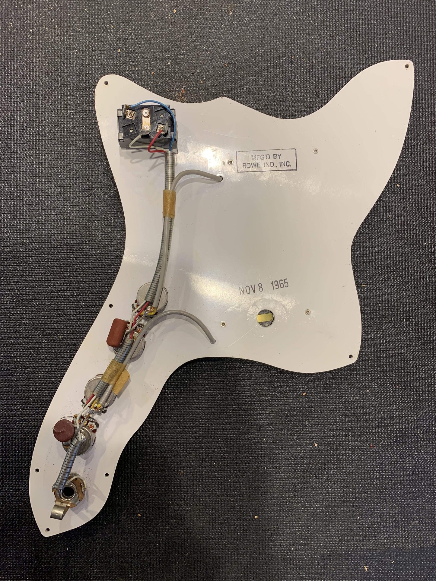 Harmony Bobcat 1960s Electric Guitars / Solid Body