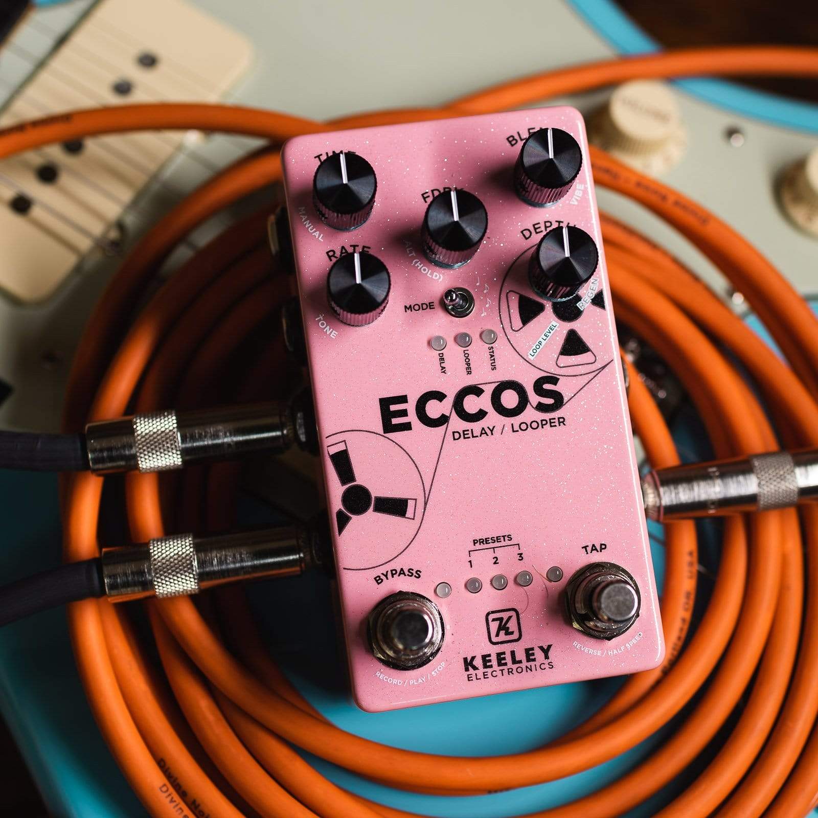 Keeley ECCOS Modulated Delay/Looper Shell Pink Sparkle – Chicago Music Exchange