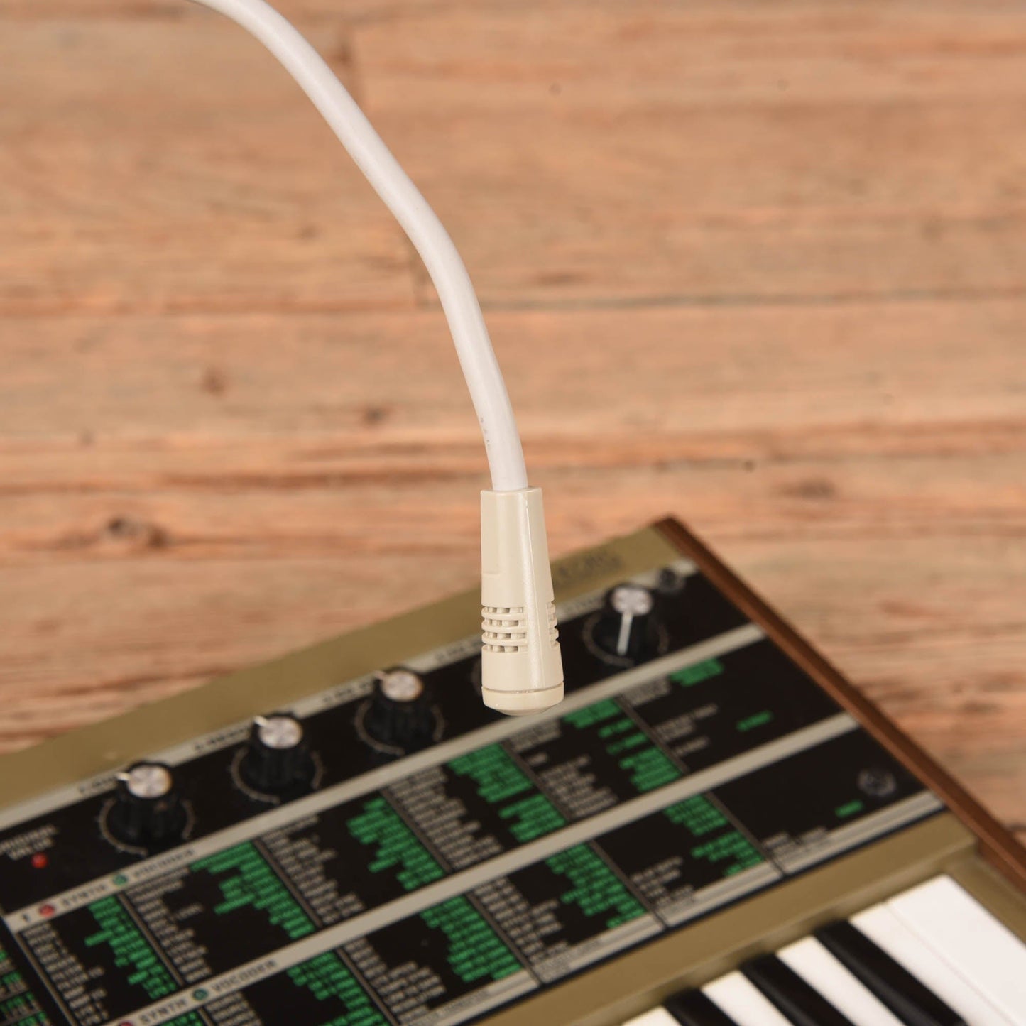 Korg microKORG 37-Key Synthesizer/Vocoder Keyboards and Synths