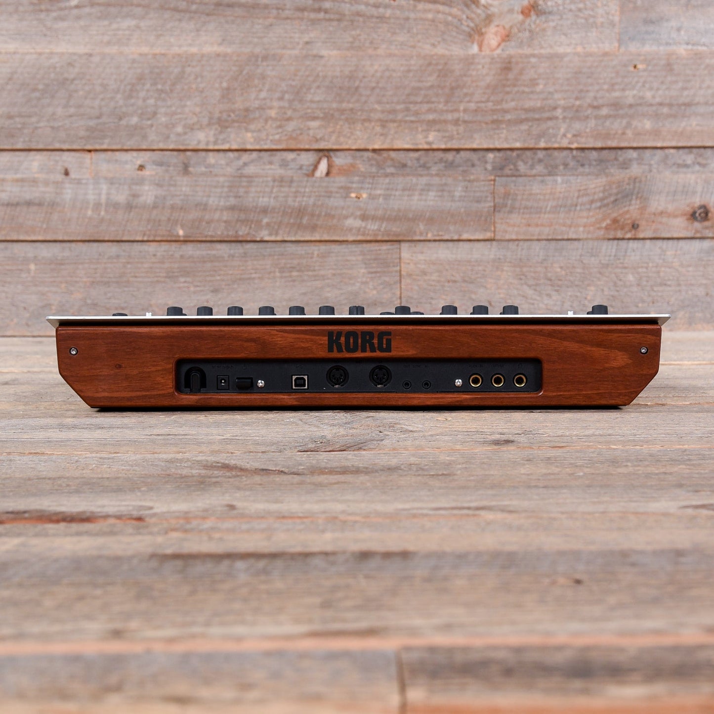 Korg Minilogue Analog Polyphonic Synthesizer Keyboards and Synths / Synths / Analog Synths