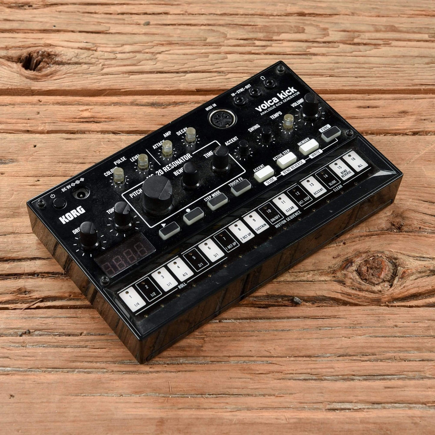Korg Volca Kick Analog Bass / Kick Generator Keyboards and Synths / Synths / Analog Synths