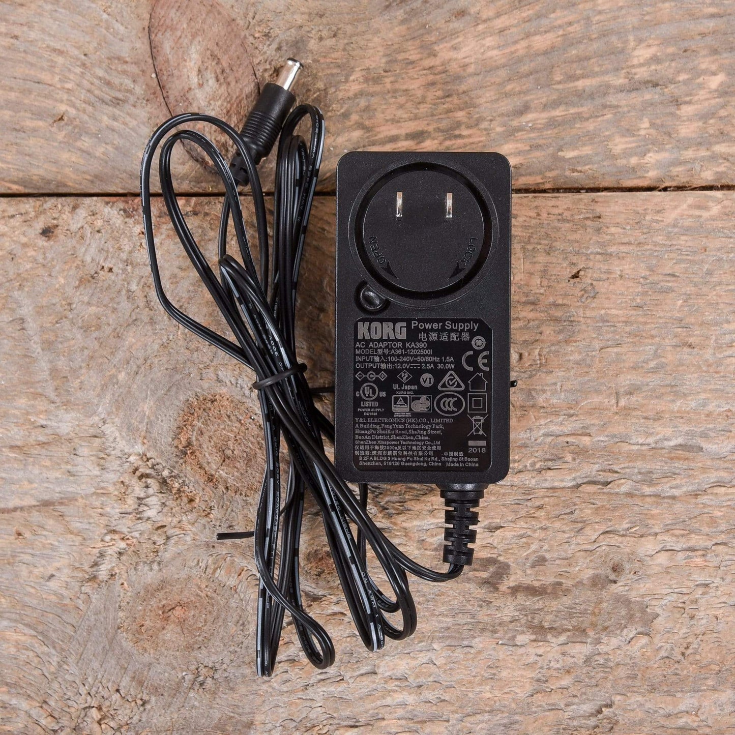 Korg Wavestate Digital Wave Sequencing Synth Keyboards and Synths / Synths / Digital Synths