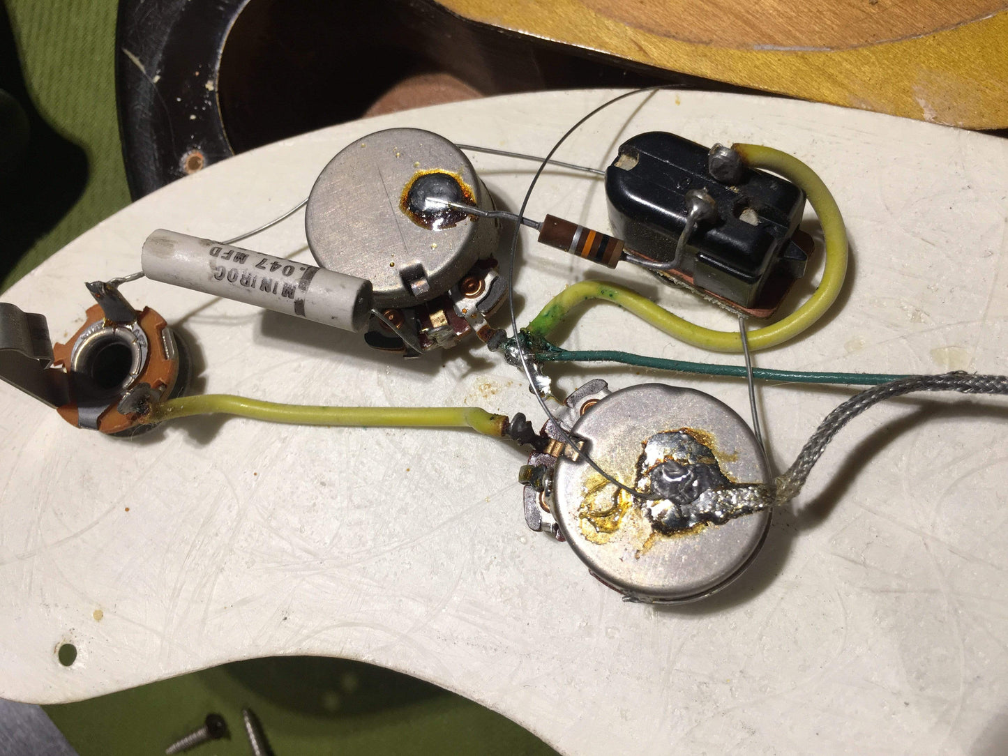 Magnatone Mark VII Sunburst 1960 Electric Guitars / Solid Body